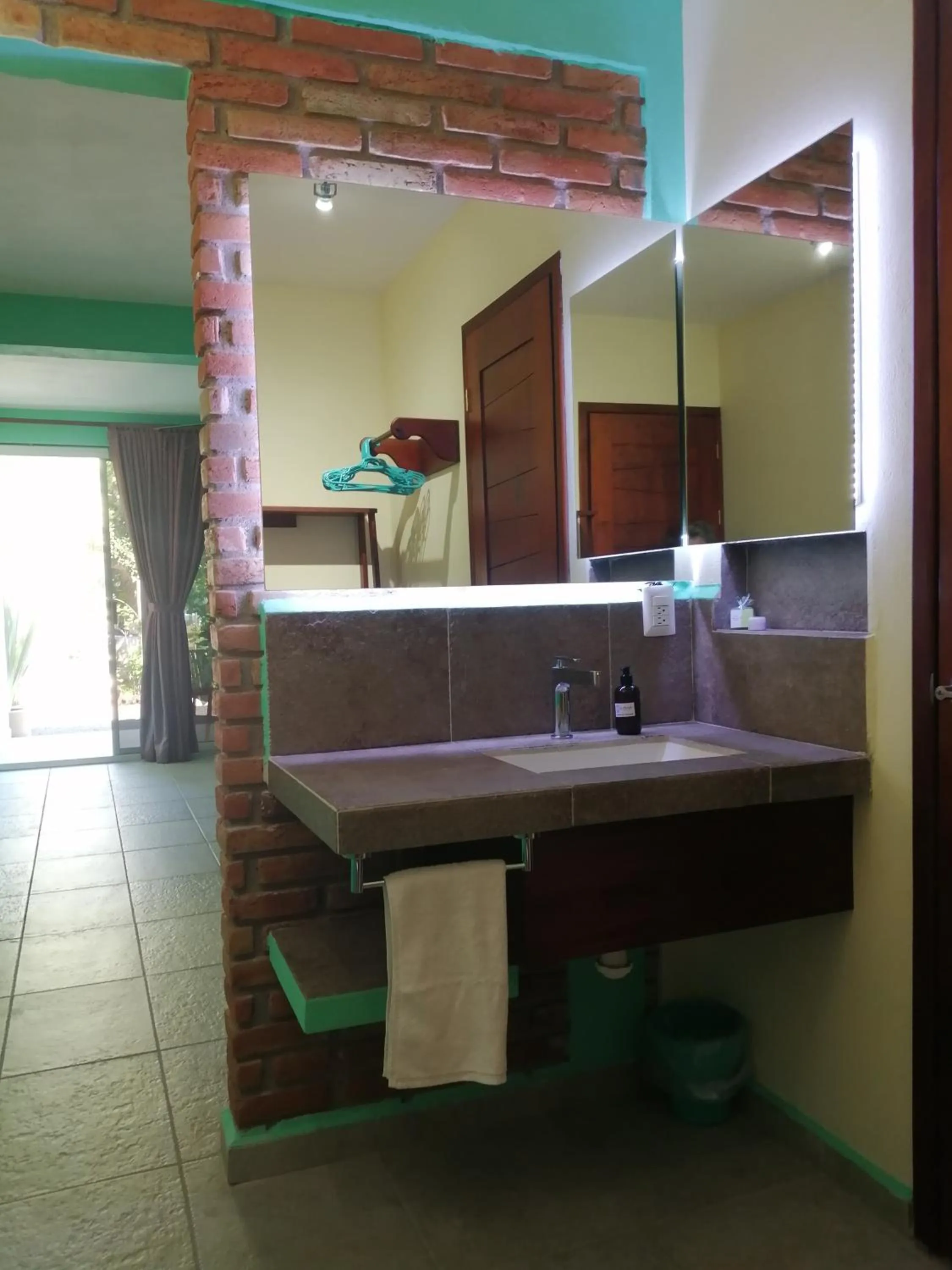 Bathroom in La Morada, una ventana al golfo - Hotel boutique