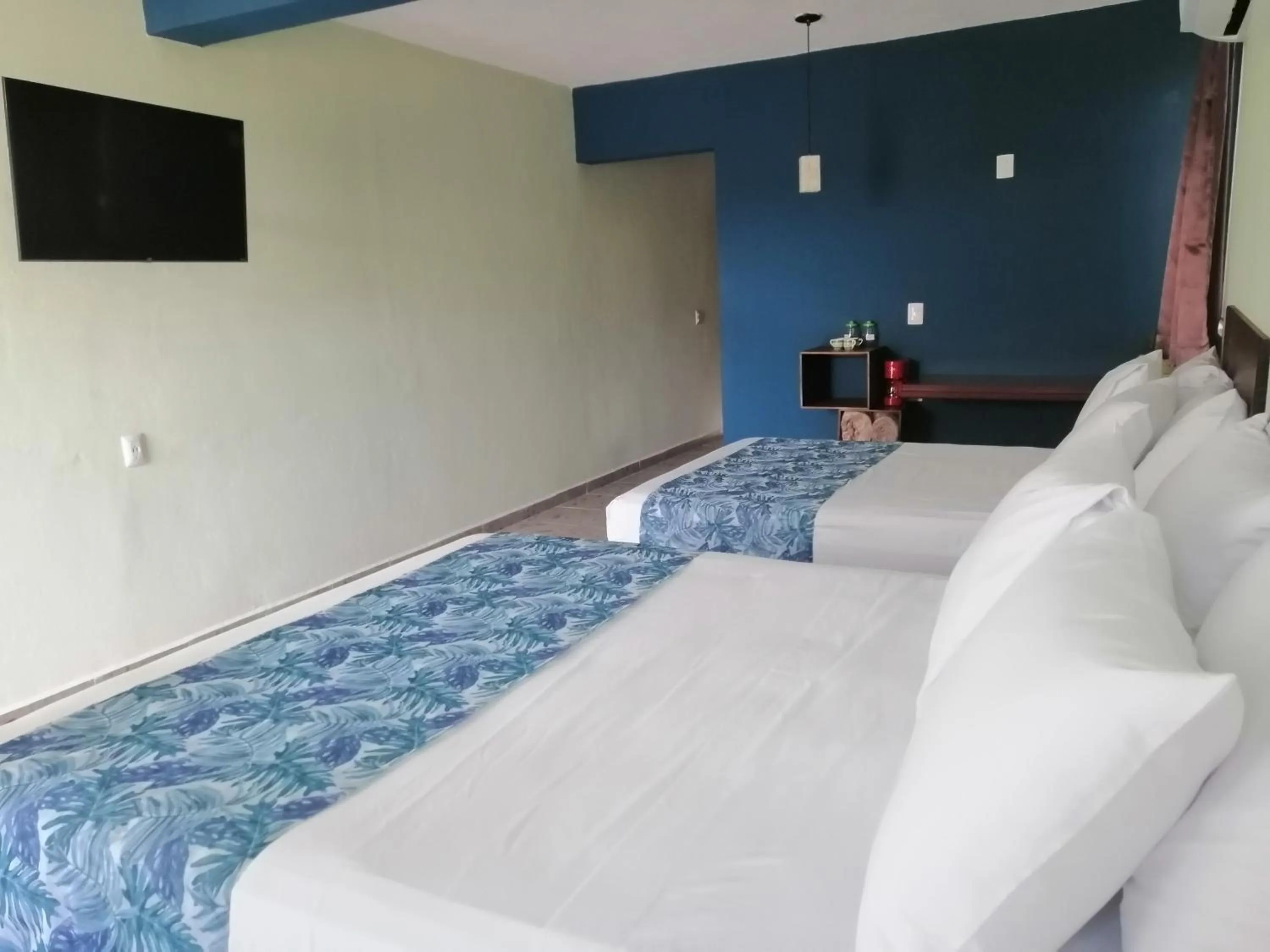 Bedroom, Bed in La Morada, una ventana al golfo - Hotel boutique