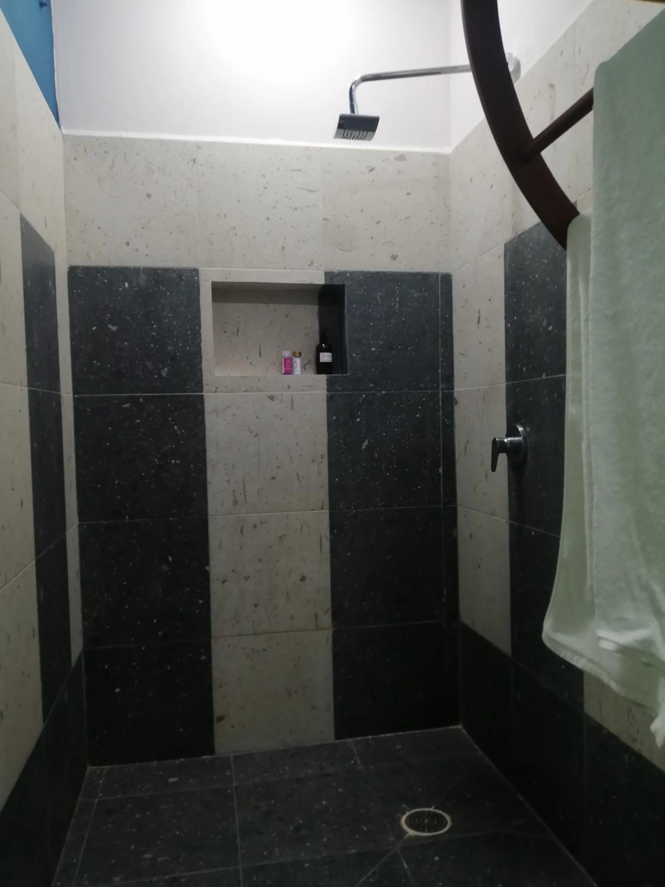 Shower in La Morada, una ventana al golfo - Hotel boutique