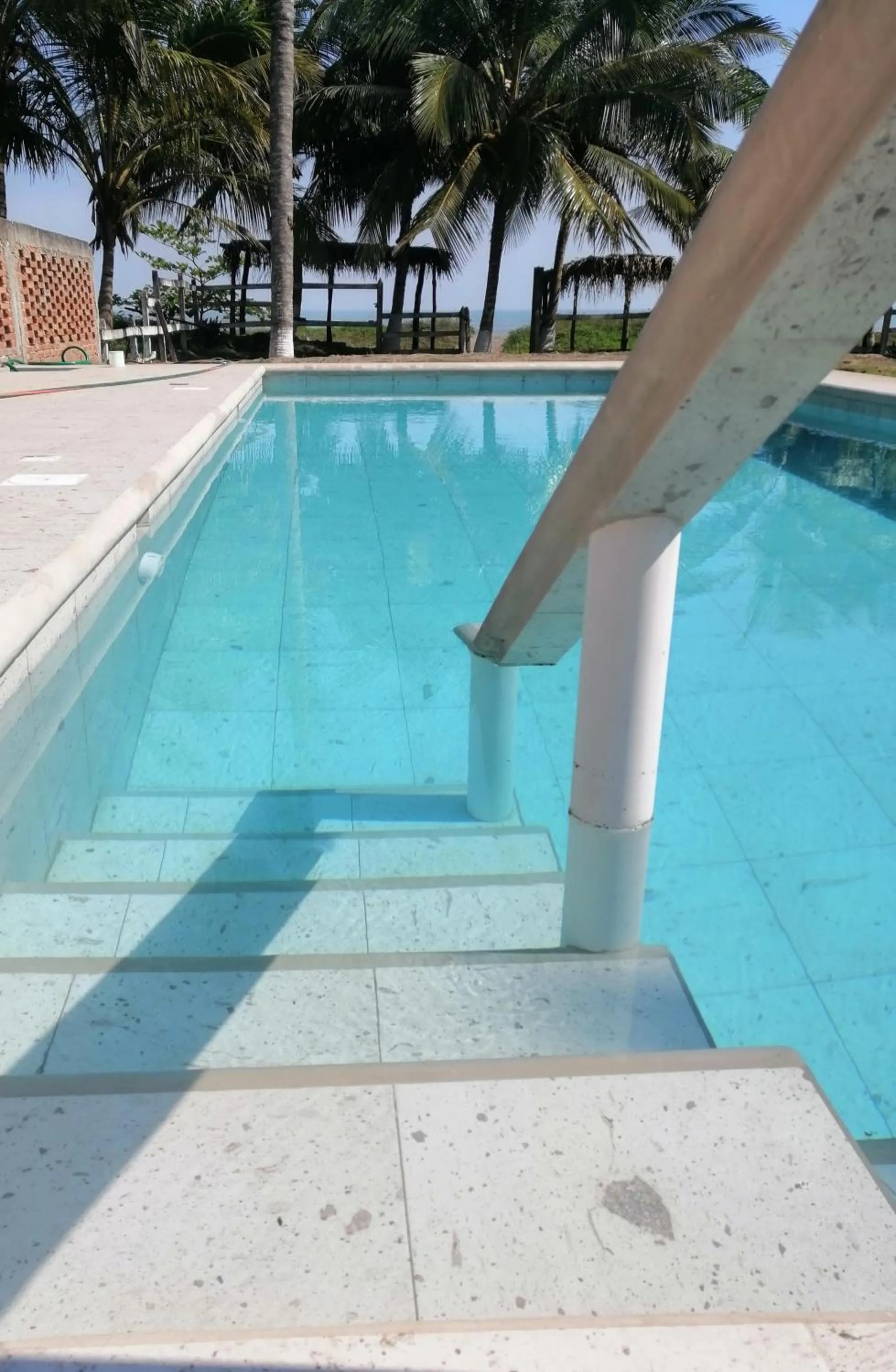 Swimming pool in La Morada, una ventana al golfo - Hotel boutique