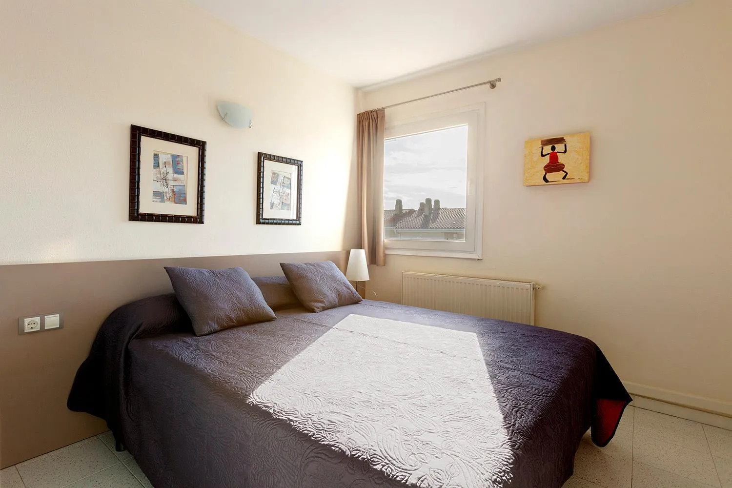 Bed in Apartamentos Empuriabrava Maurici Park