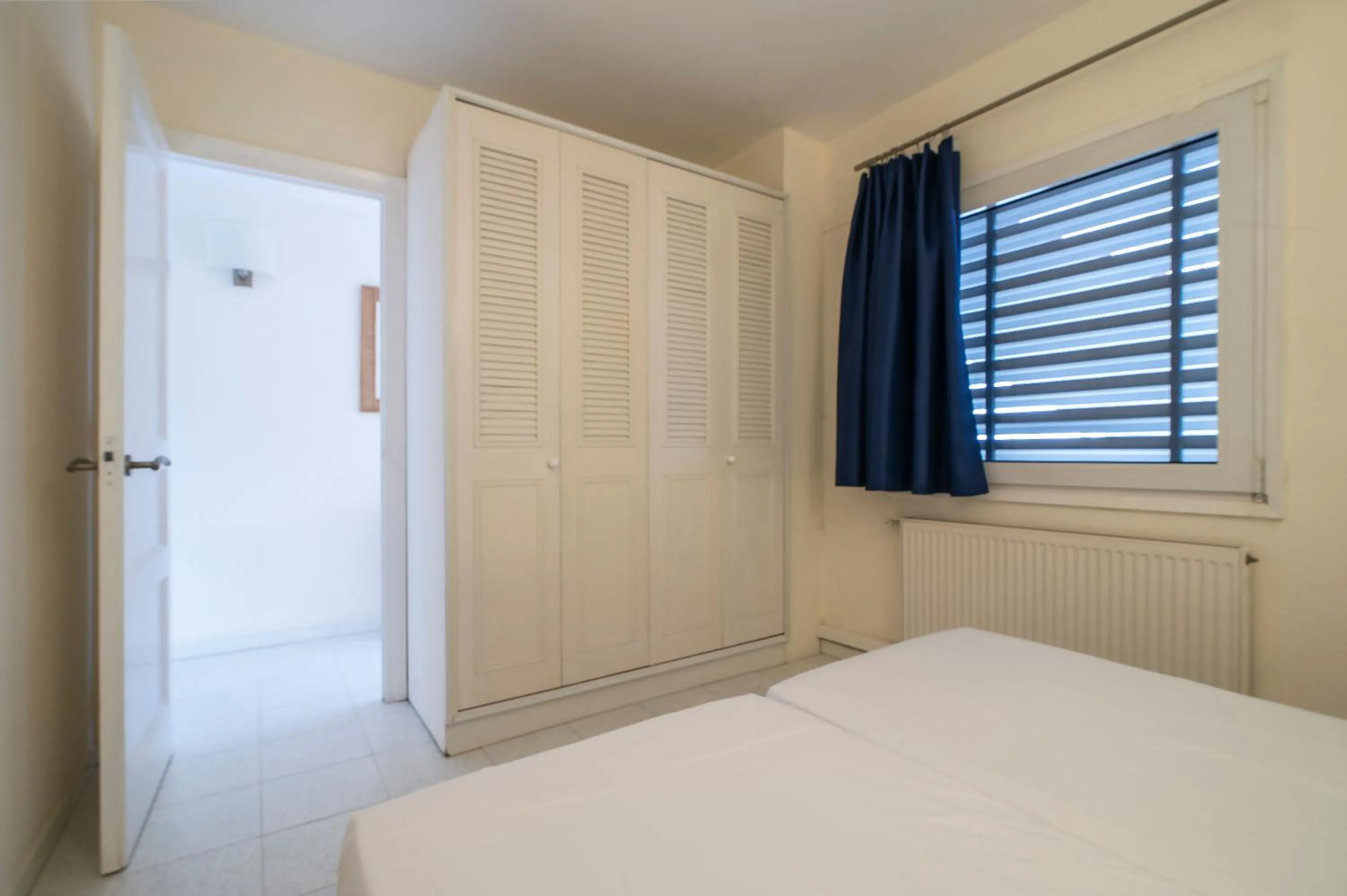 Bed in Apartamentos Empuriabrava Maurici Park