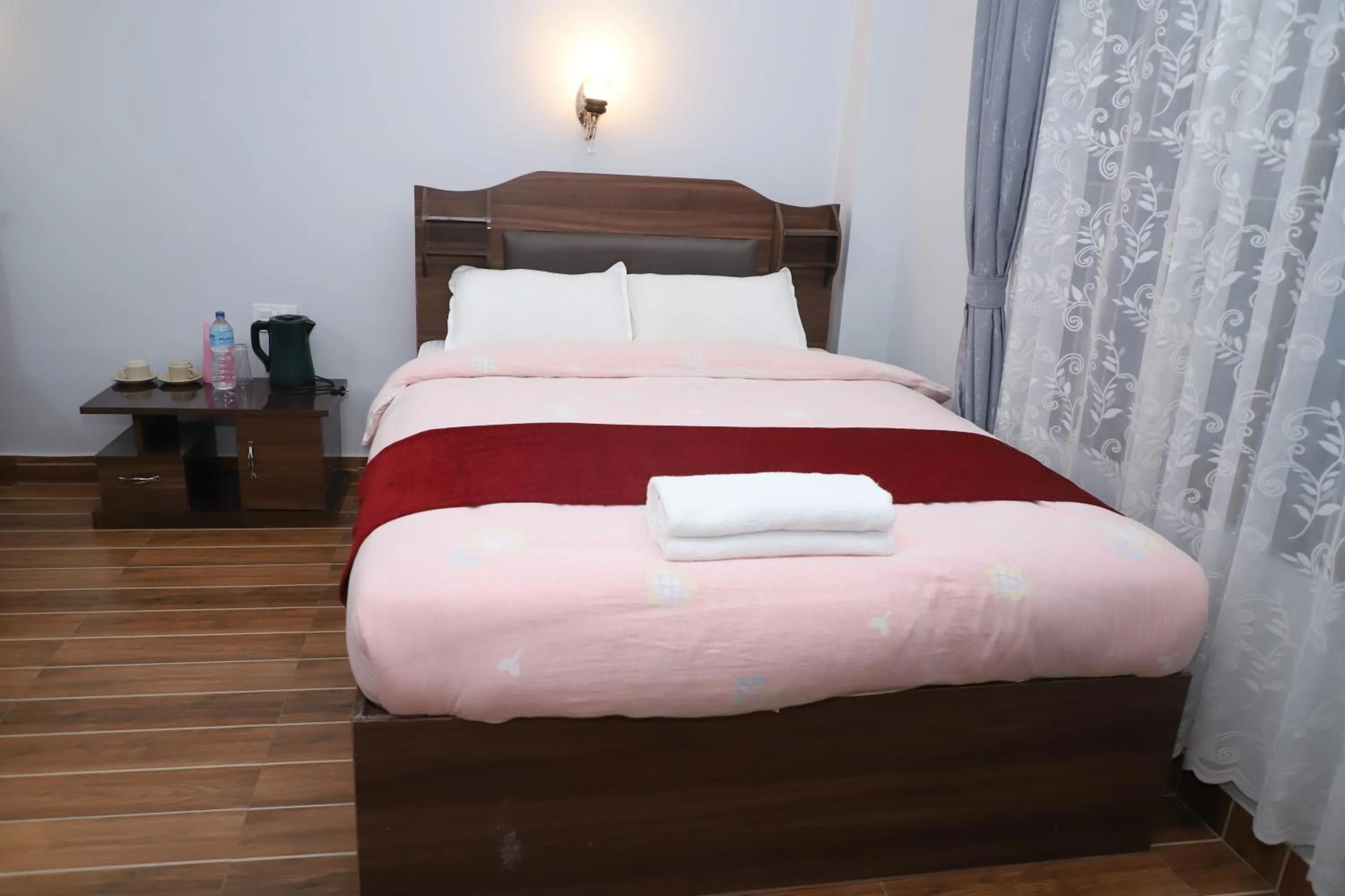 Bed in Hotel Nepal Inn Sauraha