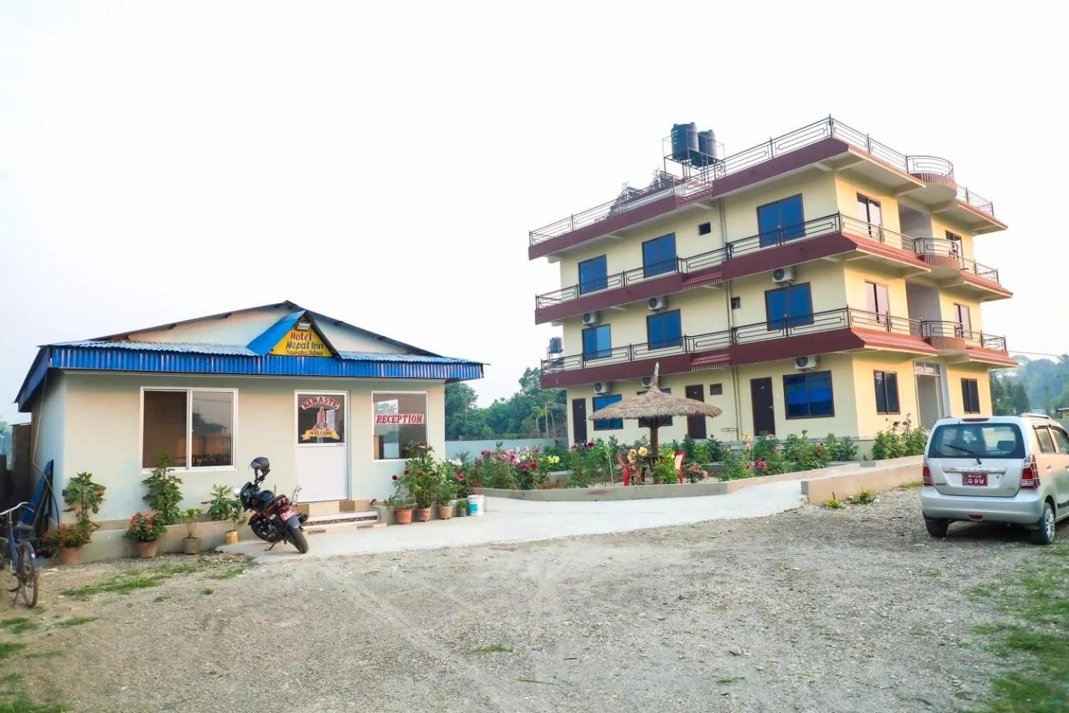 Property building in Hotel Nepal Inn Sauraha