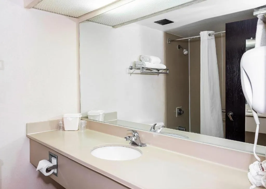 MY HOME & SUITES MADISON GA