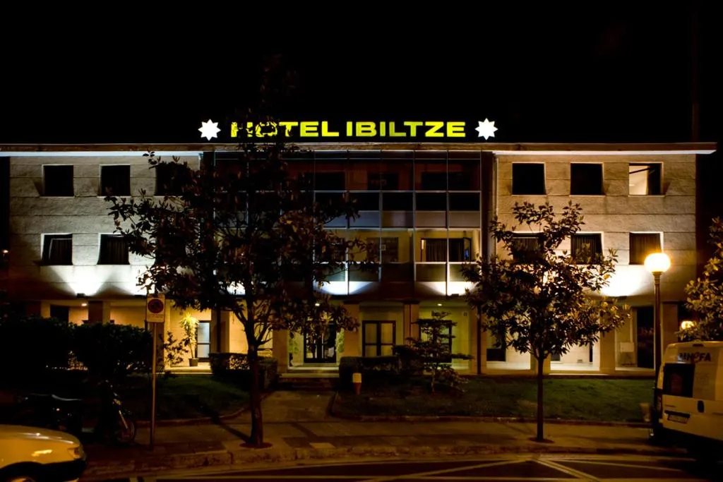 Facade/entrance in Hotel Ibiltze
