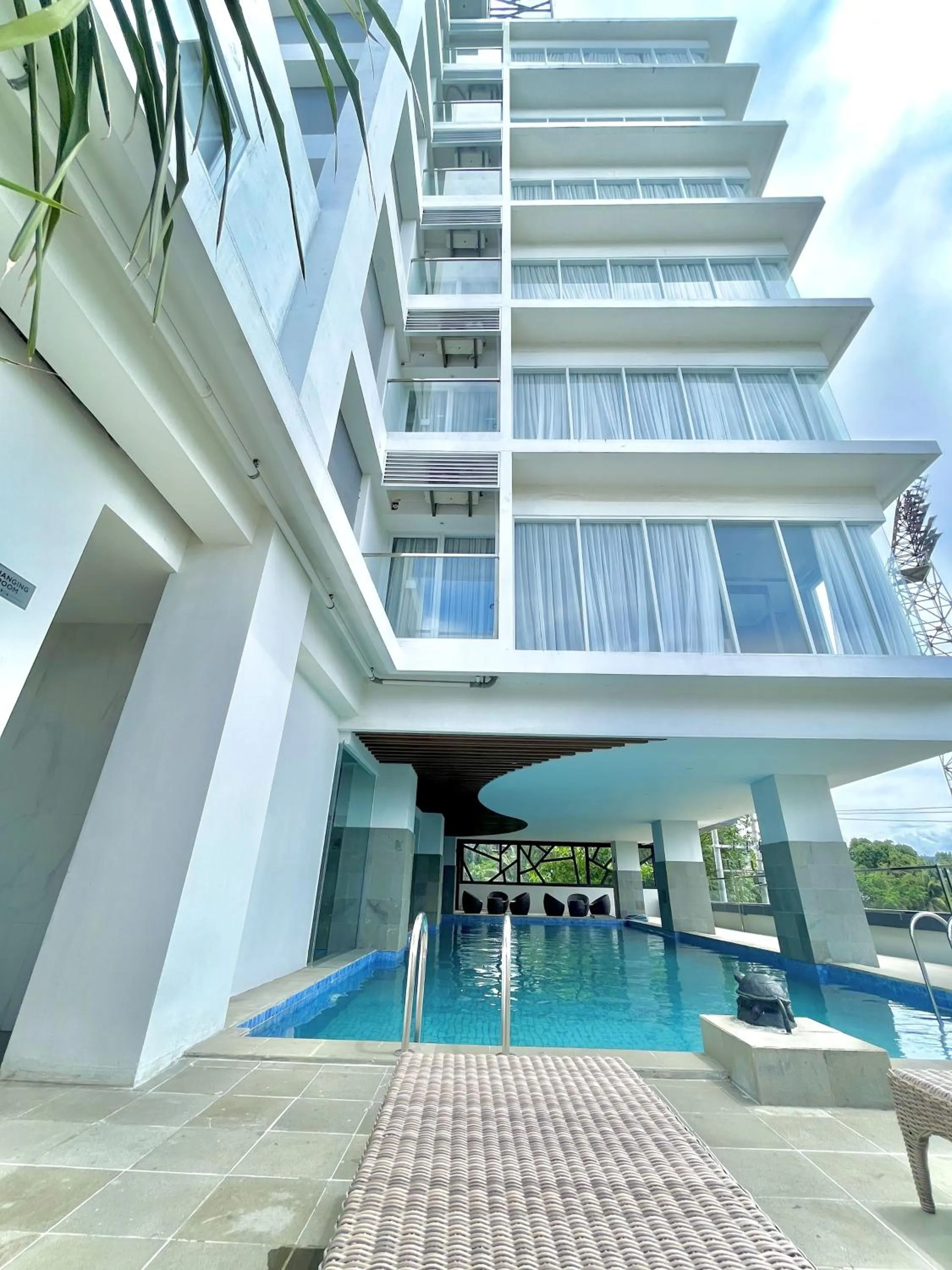 Property building in Rogers Hotel Manado