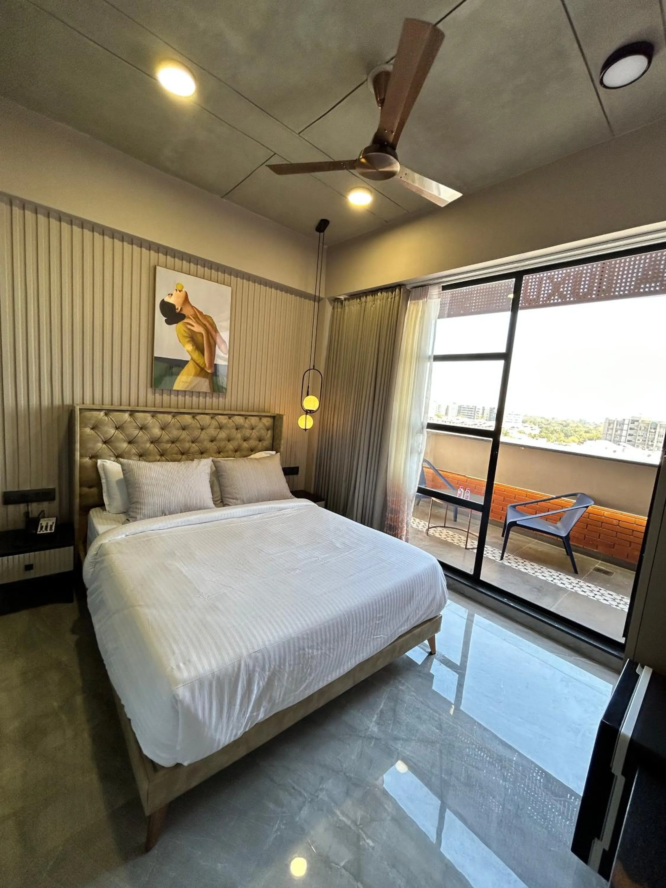 Bed in Apricot Motera