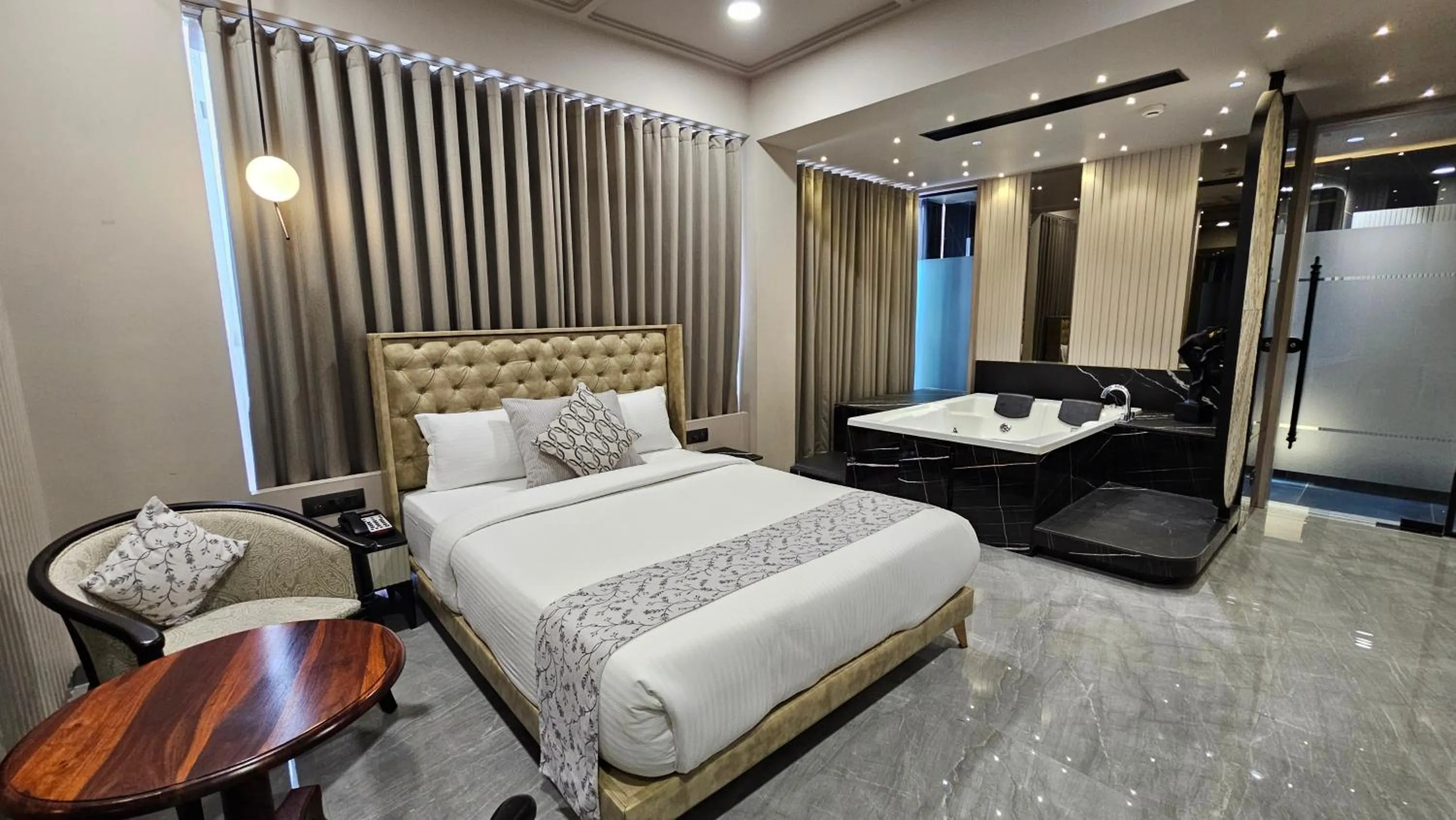 Bed in Apricot Motera