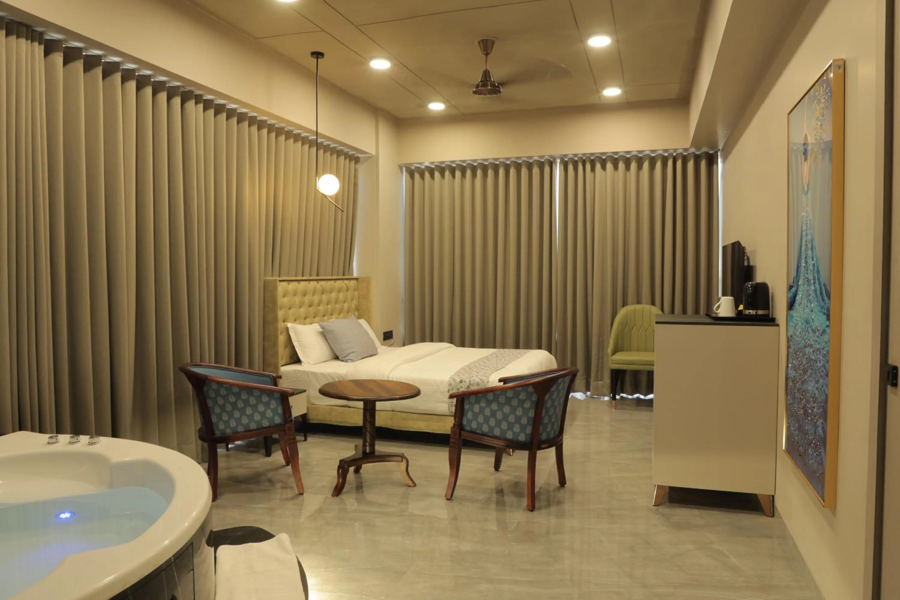 room service in Apricot Motera