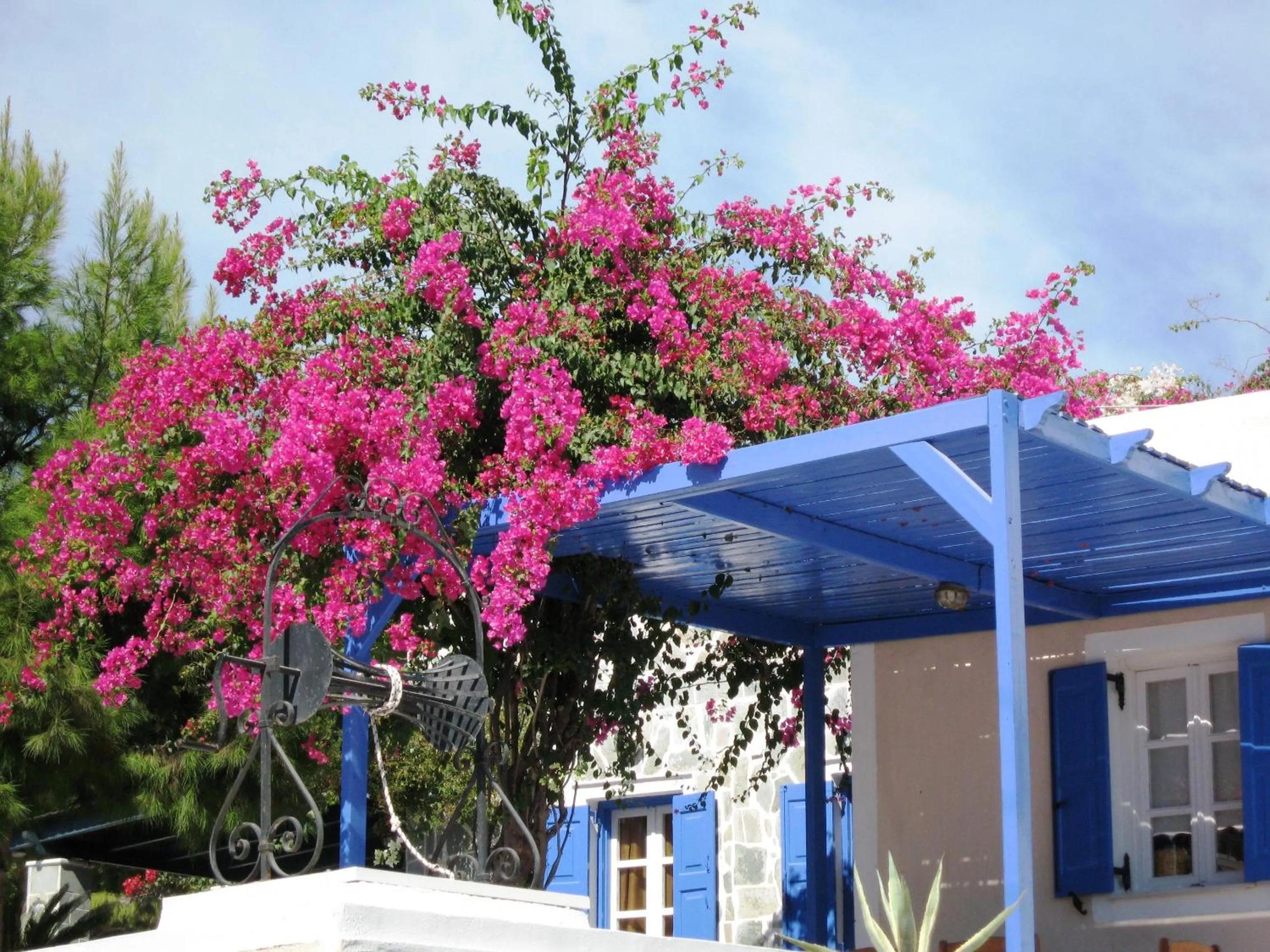 Facade/entrance in Paradise Resort