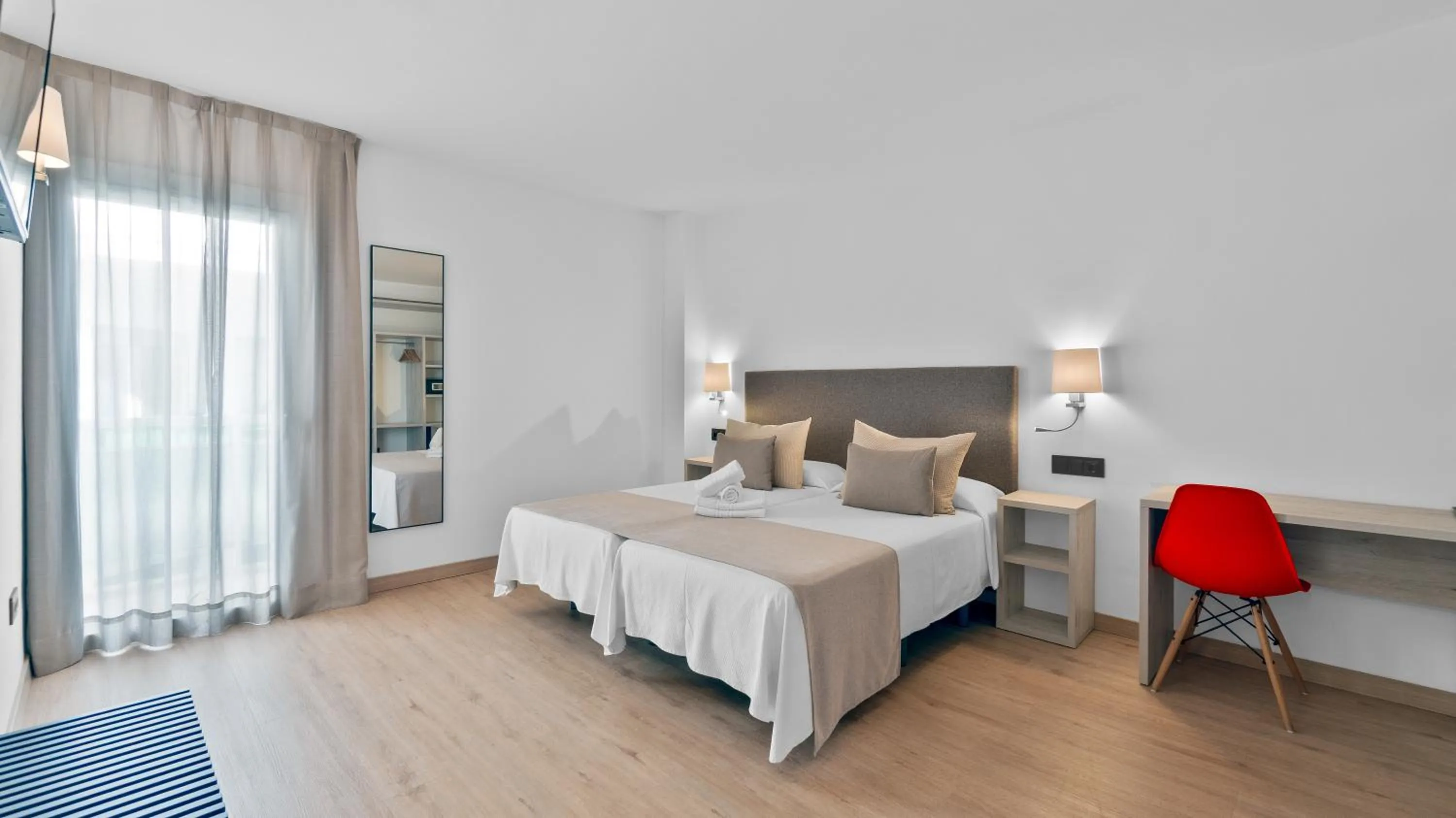 Bed in Hotel Costa Brava