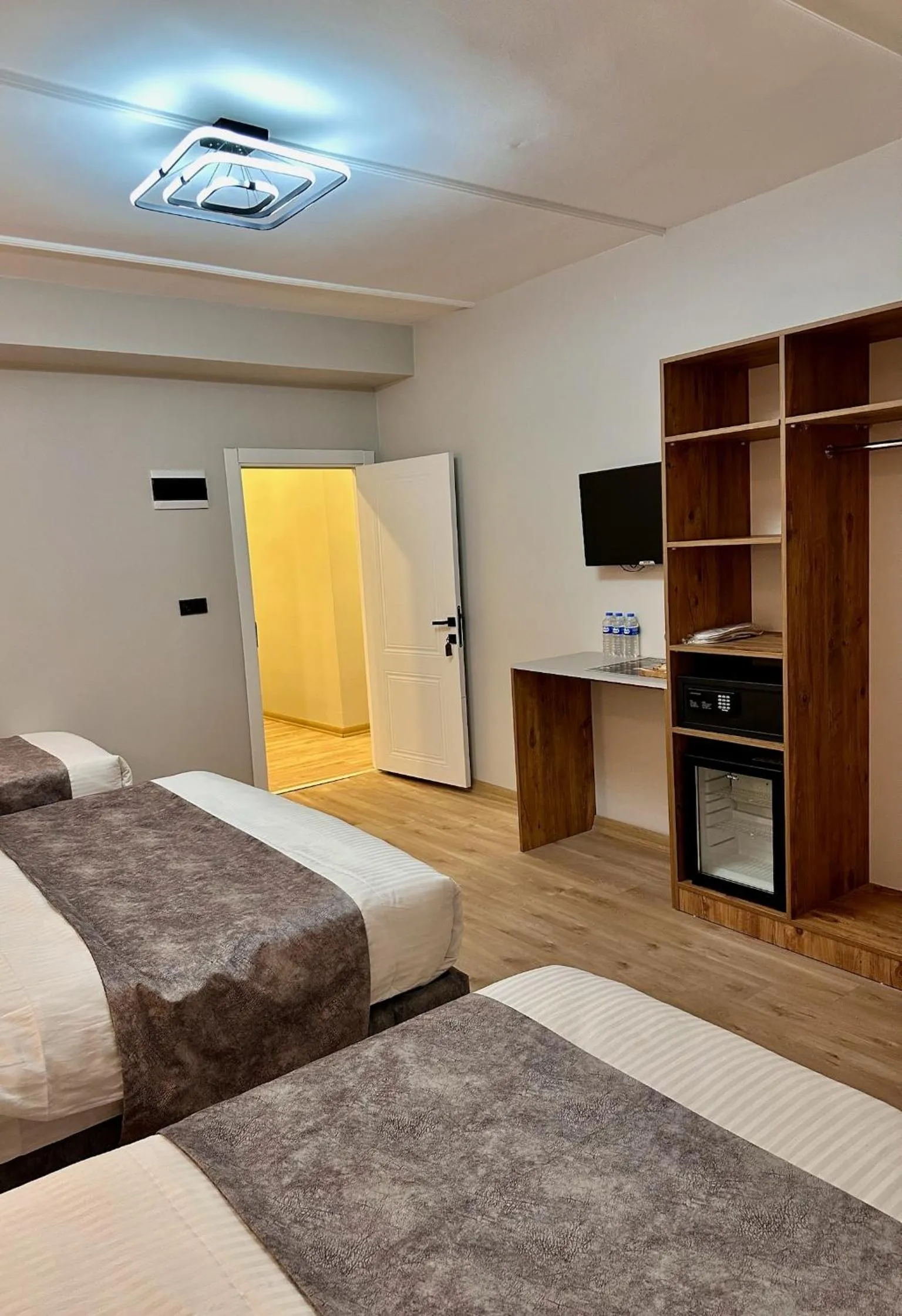Bedroom, Bed in Skymoon Istanbul Airport Hotel
