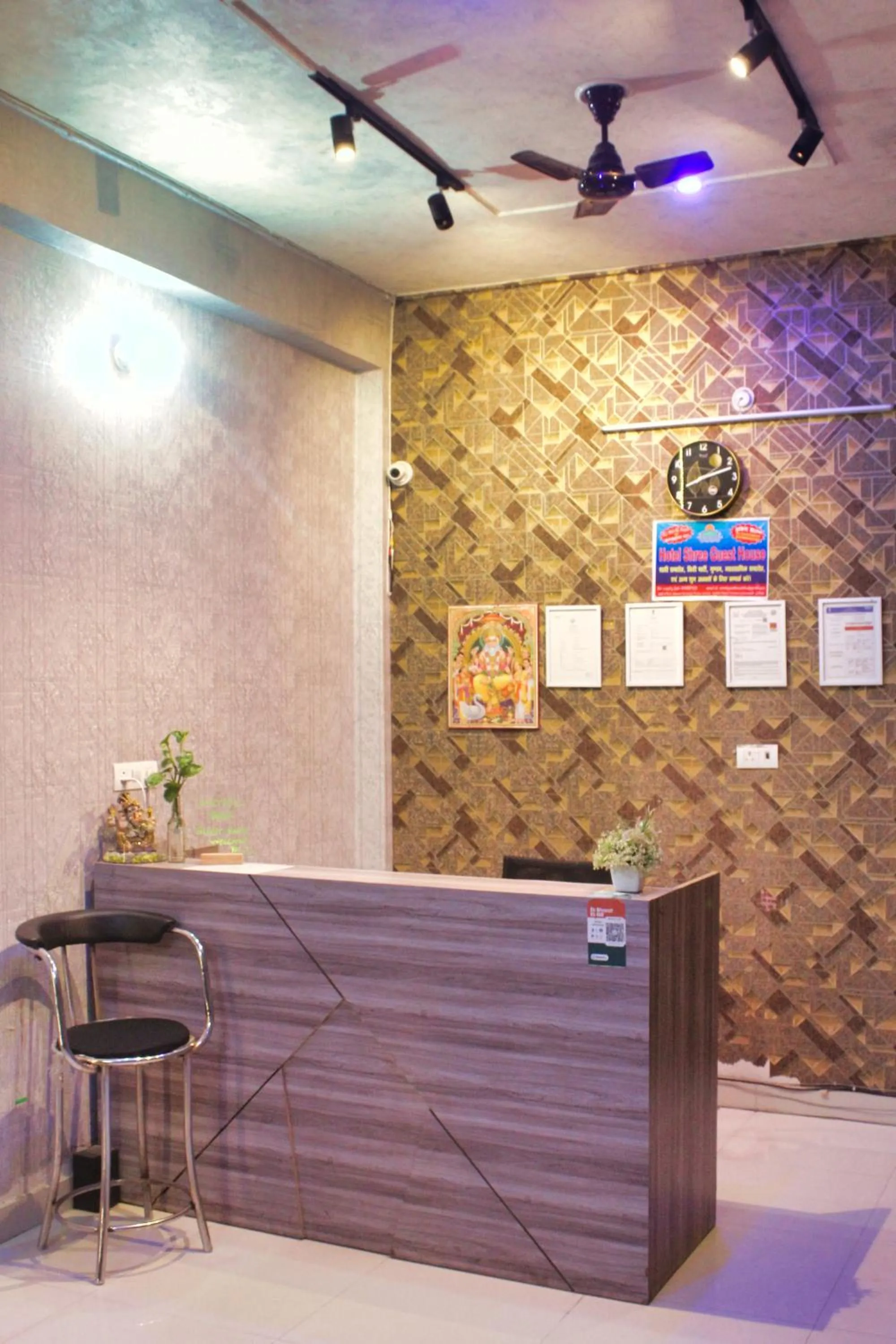 Facade/entrance in Shree Hotel