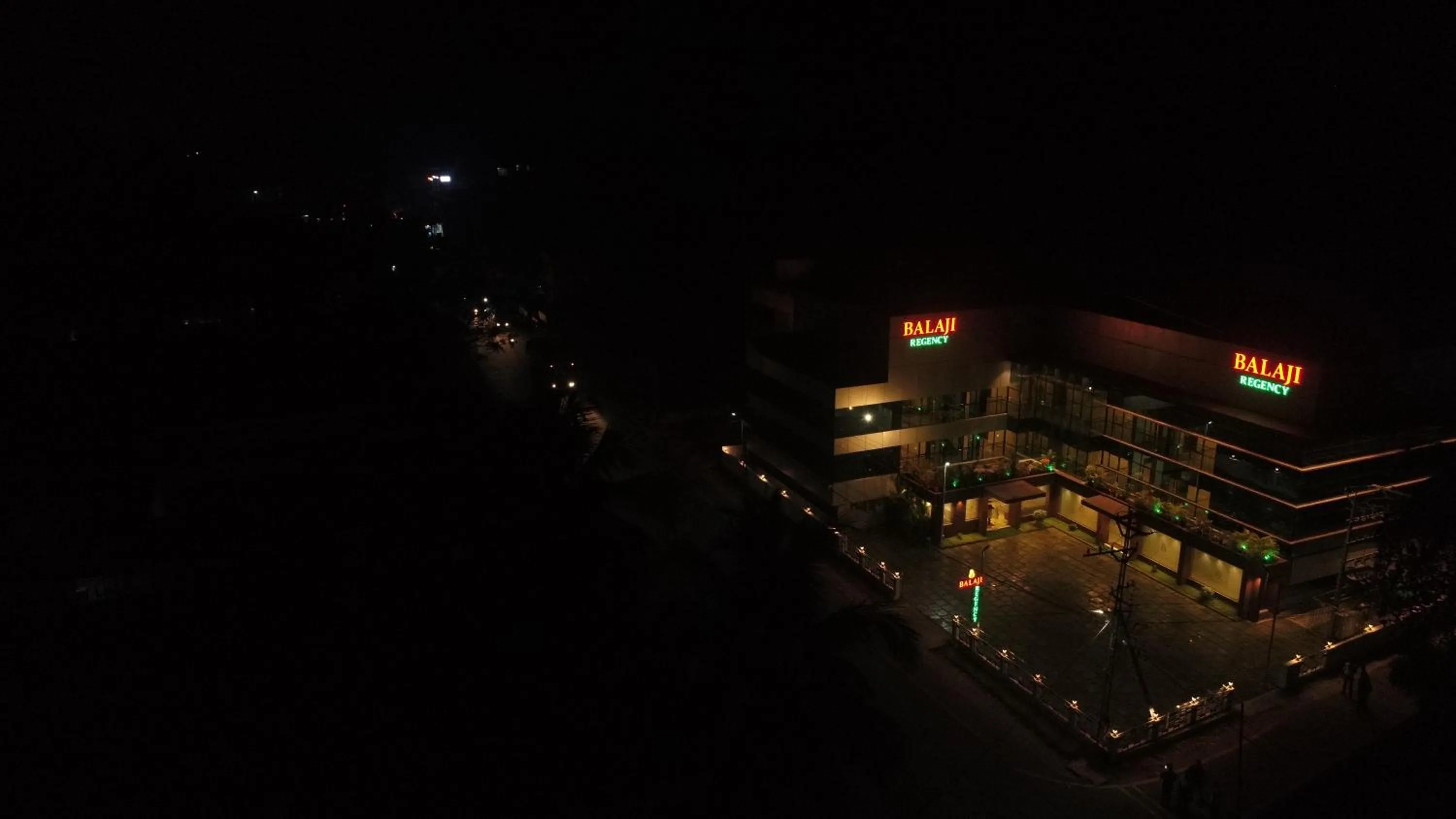 Night in Balaji Regency Kanhangad