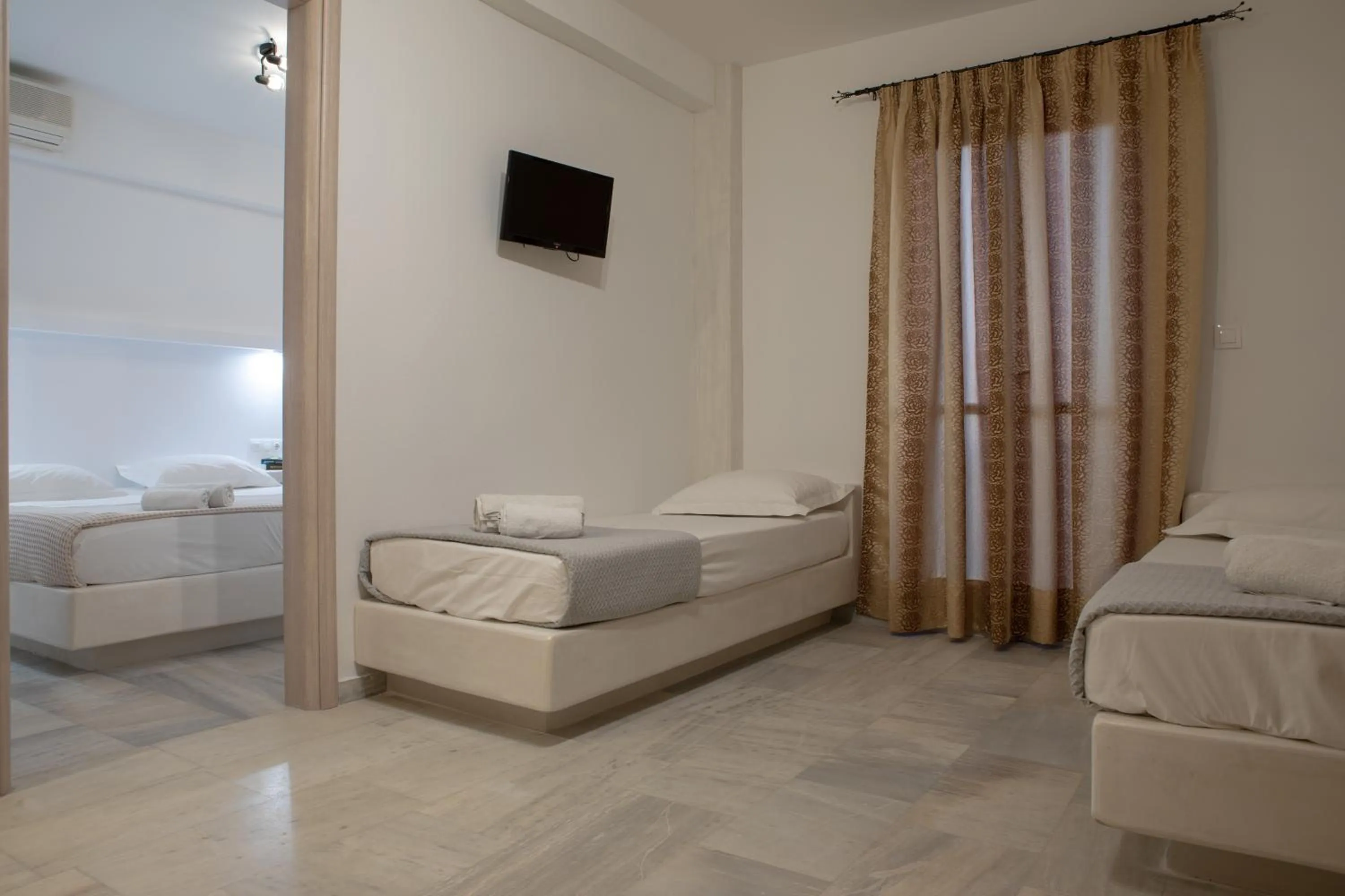 Photo of the whole room, Bed in Aphrodite Hotel & Apartments