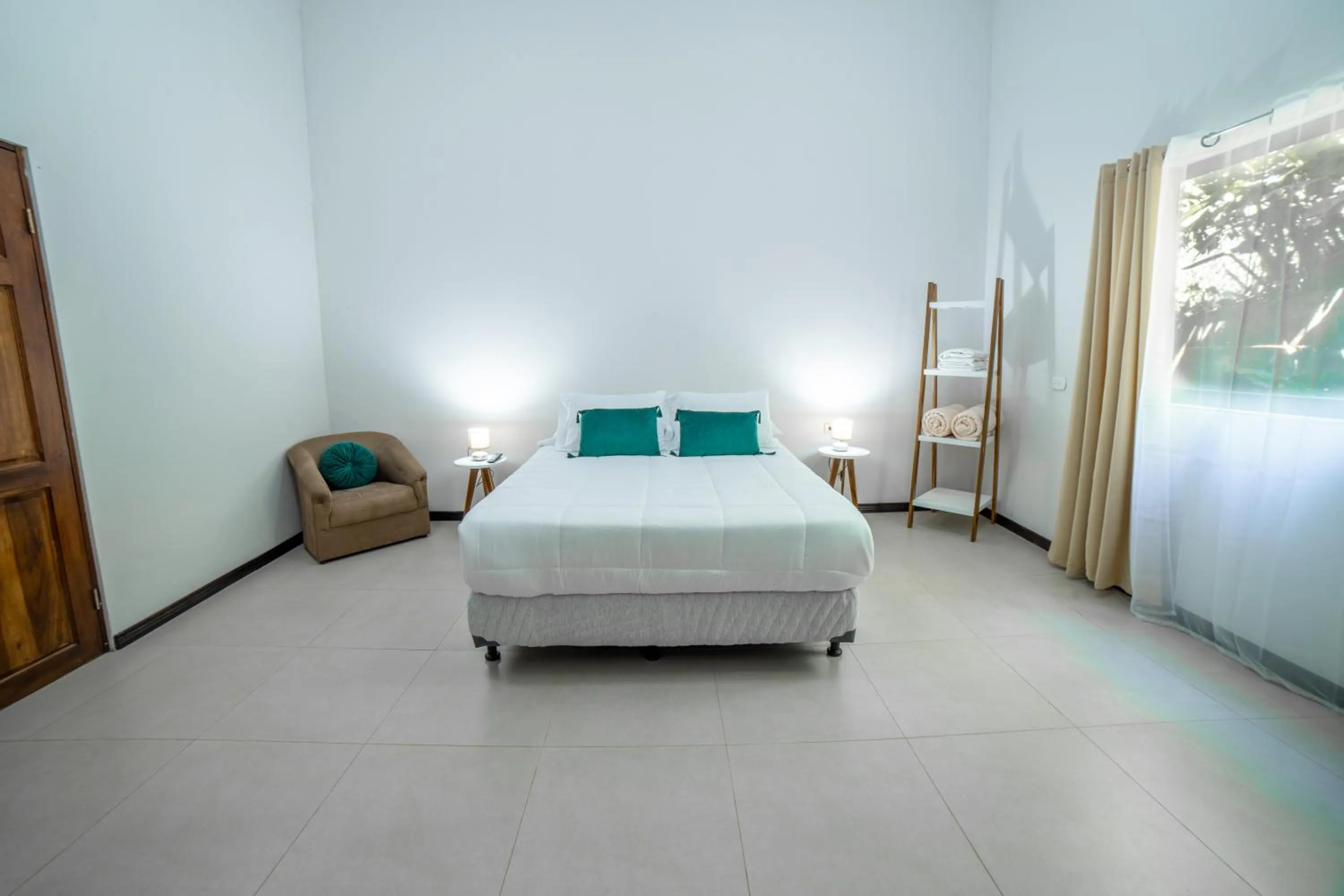 Photo of the whole room, Bed in Natüra Hotel Monteverde