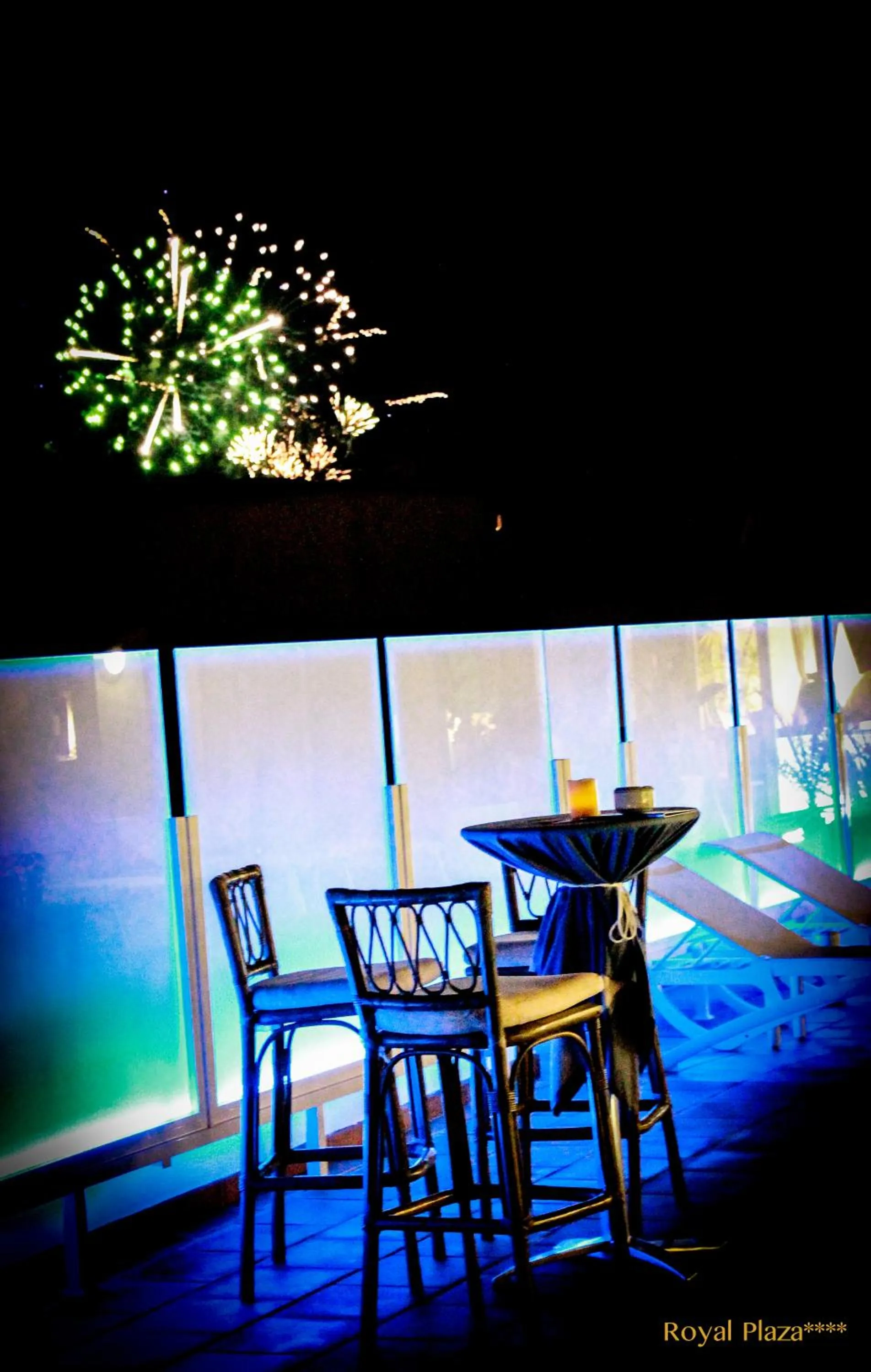 Patio in Hotel Royal Plaza