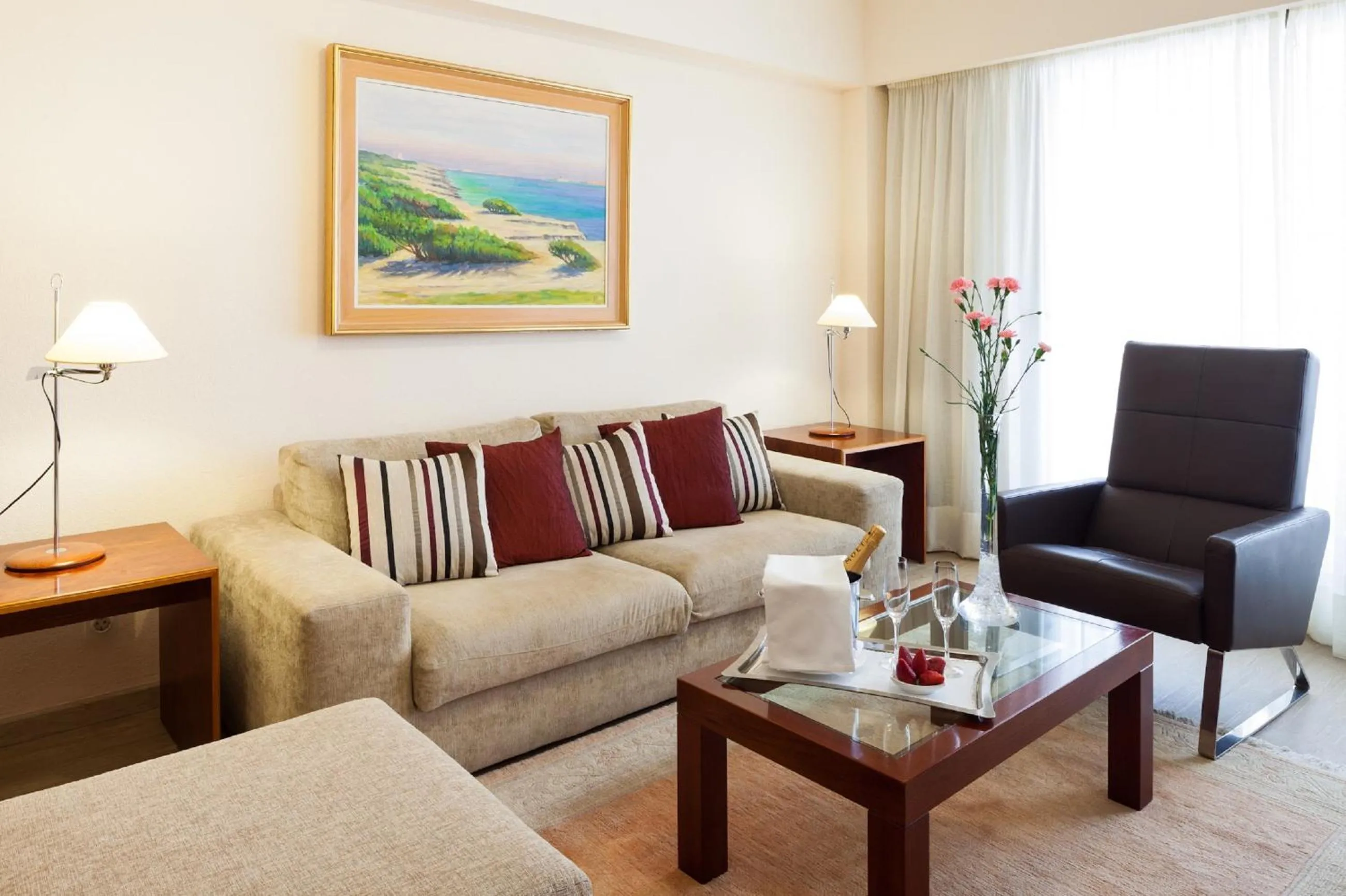 Shower in Hotel Royal Plaza