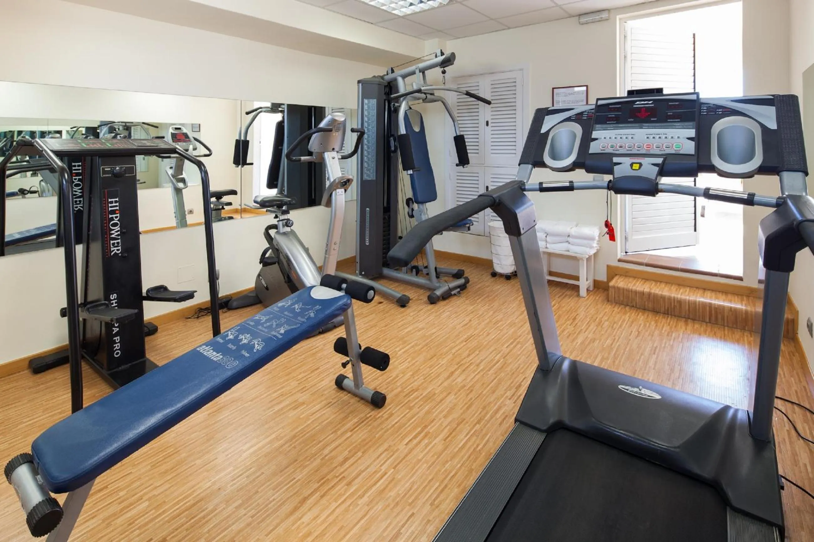 Fitness centre/facilities in Hotel Royal Plaza