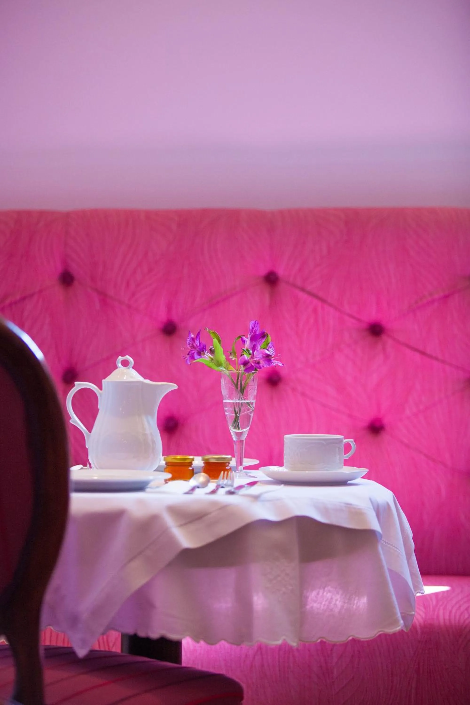 Decorative detail in Aetoma Hotel