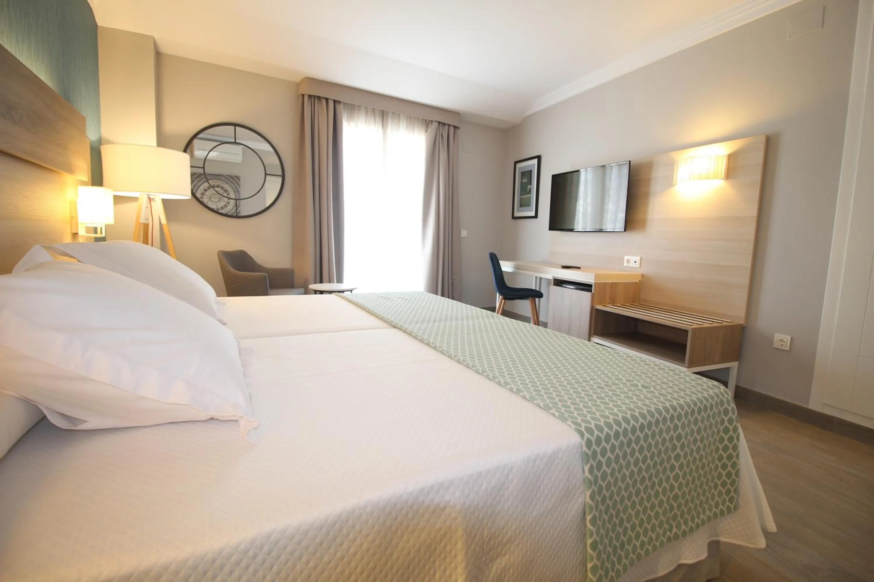 Decorative detail, Bed in Hotel Puerta del Mar - Adults Recommended