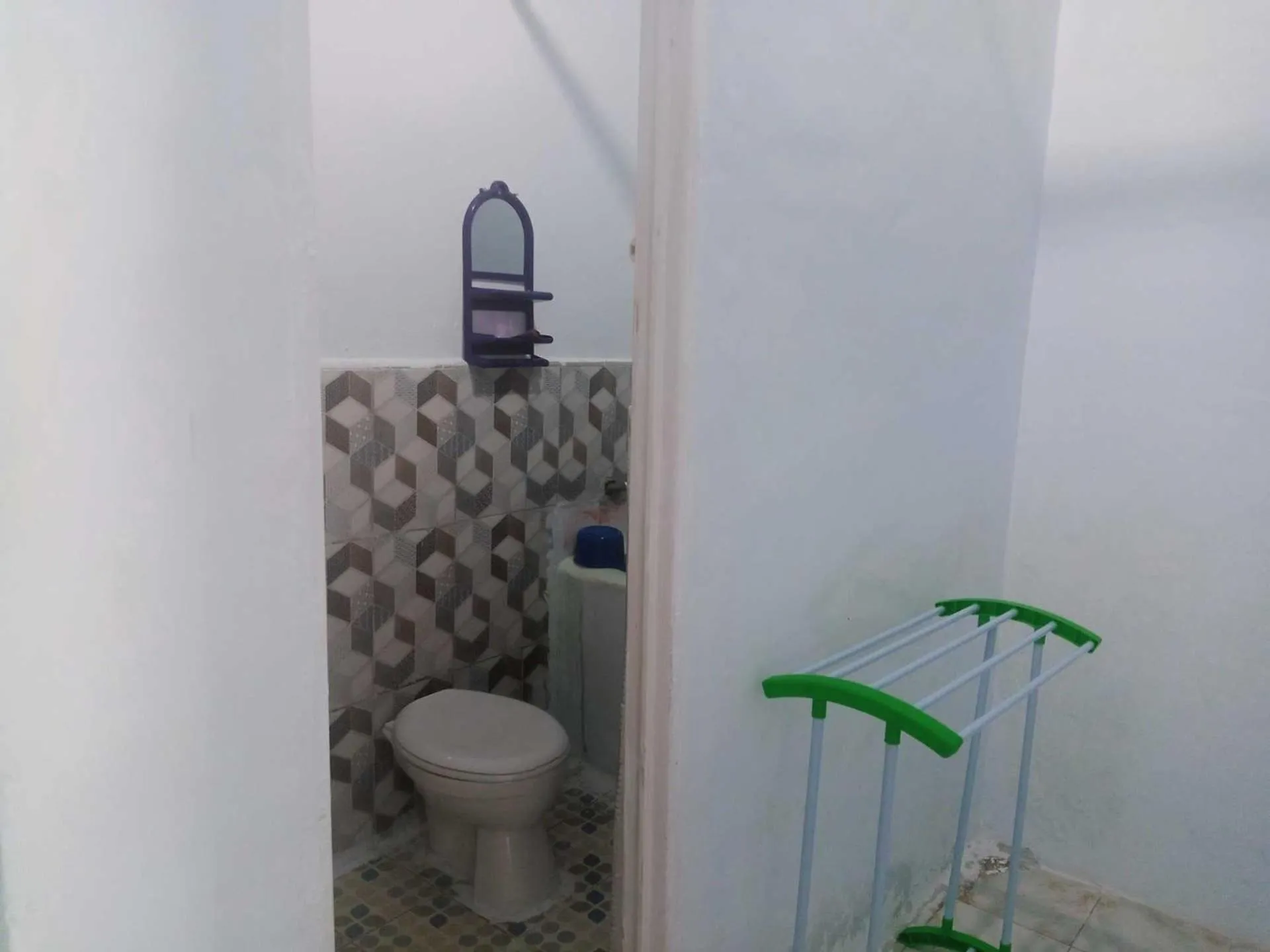 Bathroom in EXPRESS O 92251 Jaya Kusuma Homestay Near PONPES Darul Muhtadin
