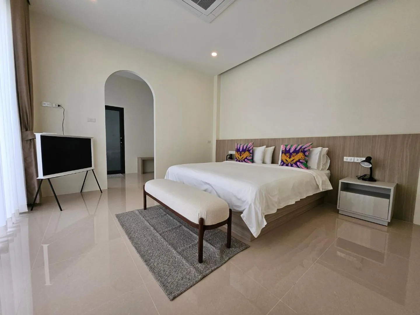 Bed in Karisma Private Villa Pattaya