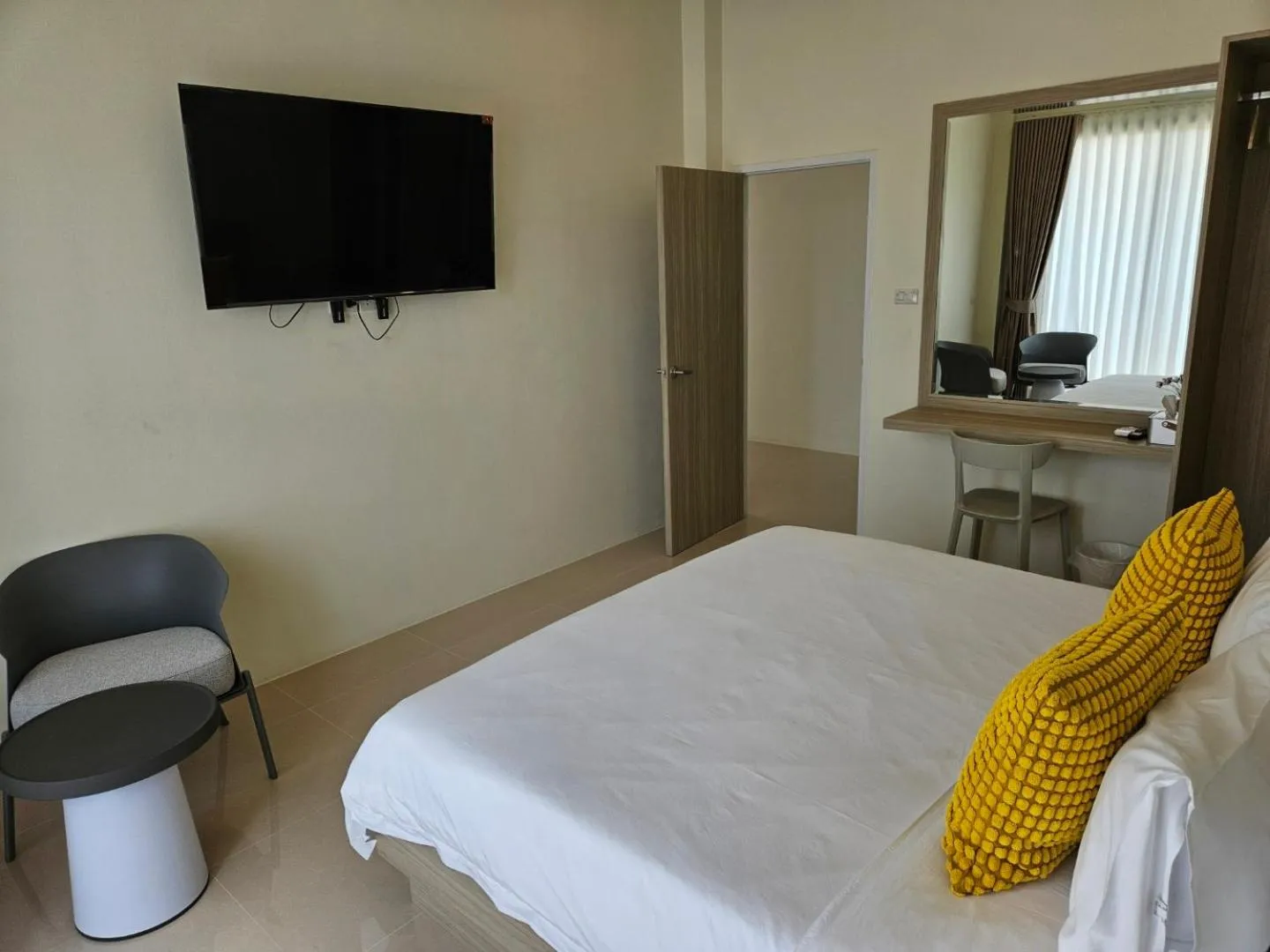 Communal lounge/ TV room, Bed in Karisma Private Villa Pattaya