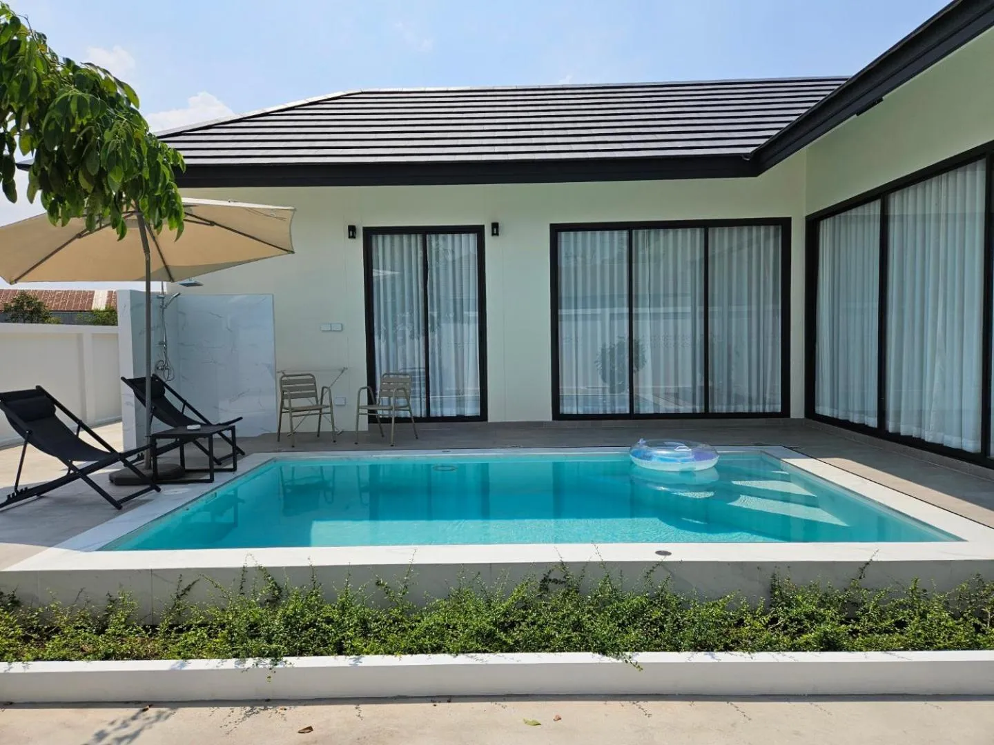 Pool view in Karisma Private Villa Pattaya