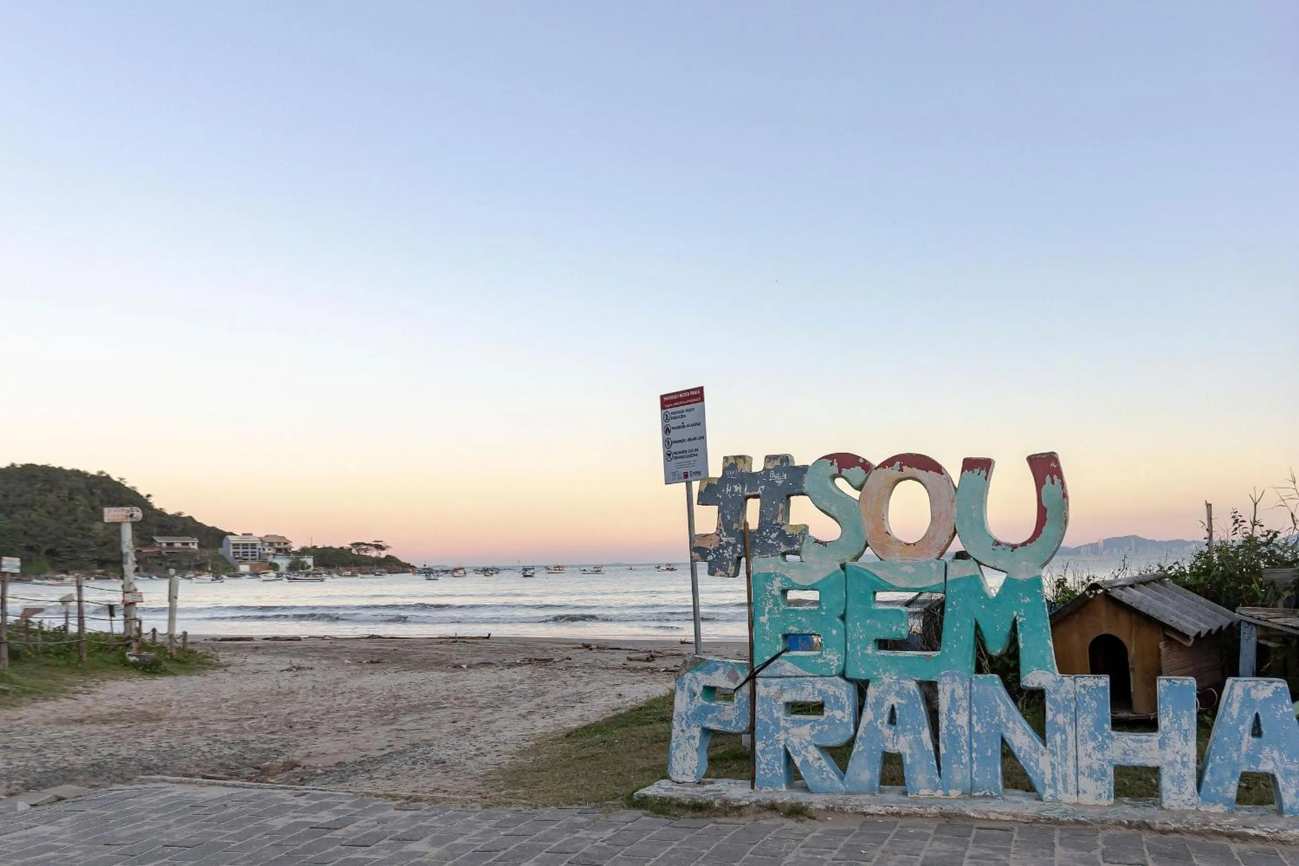 Beach in Vista deslumbrante da Praia de São Miguel | Penha