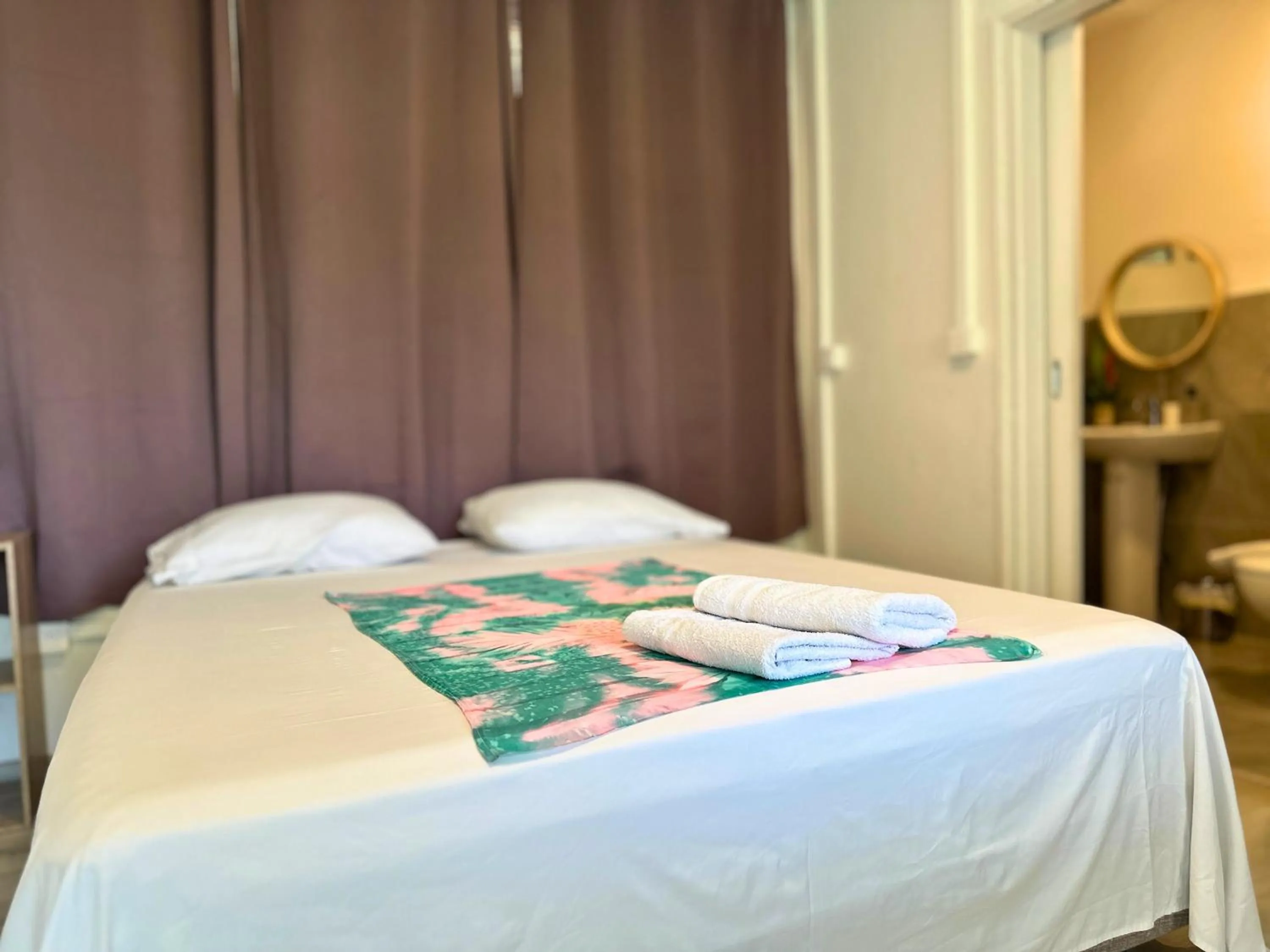 Bed in Temana Airport Faa'a,Tahiti