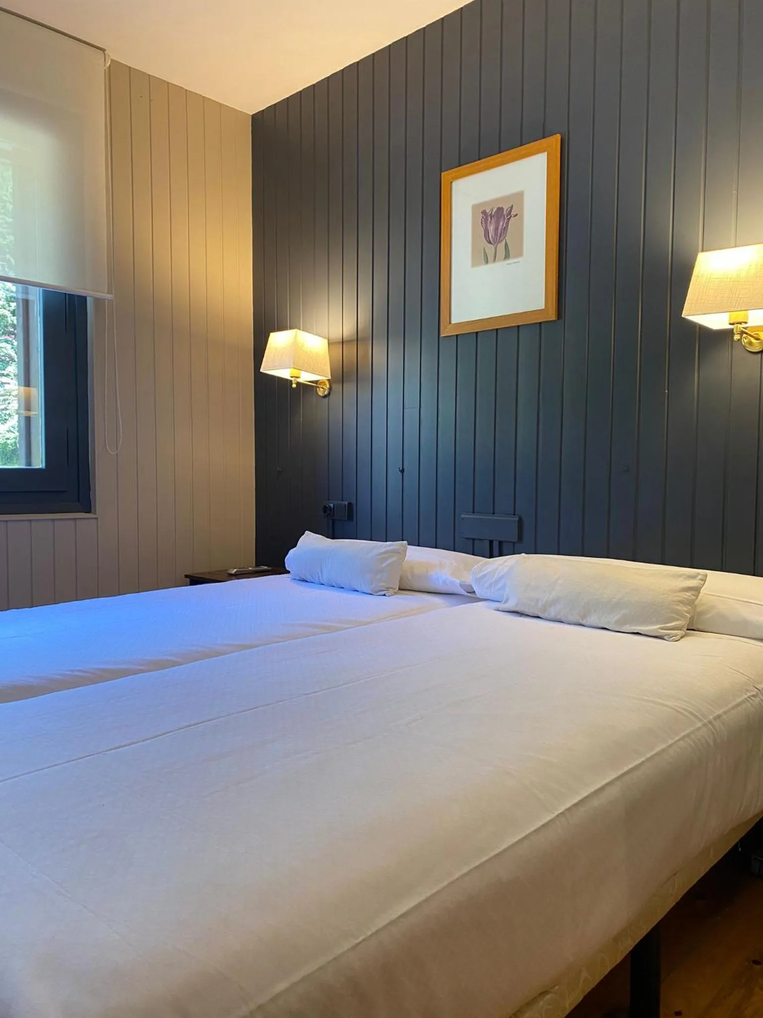 Photo of the whole room, Bed in Hotel Tobazo