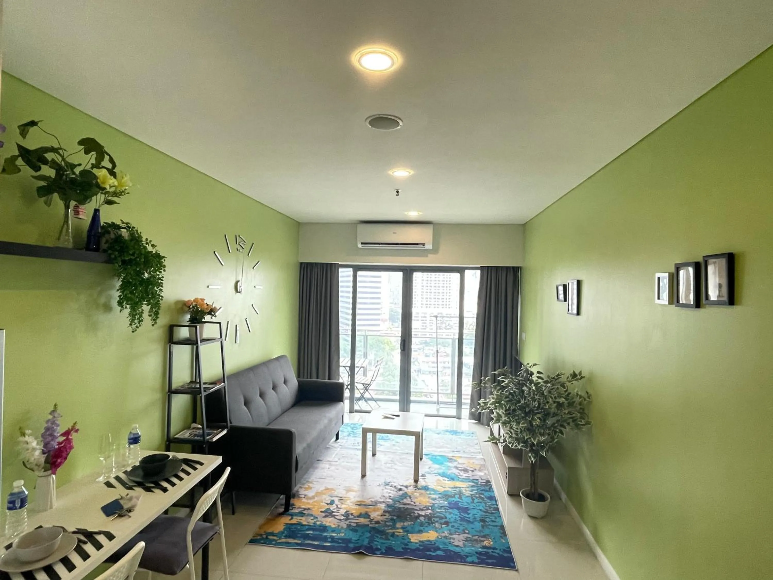 TV and multimedia in Mercu Summer Suite KLCC by Minshuku