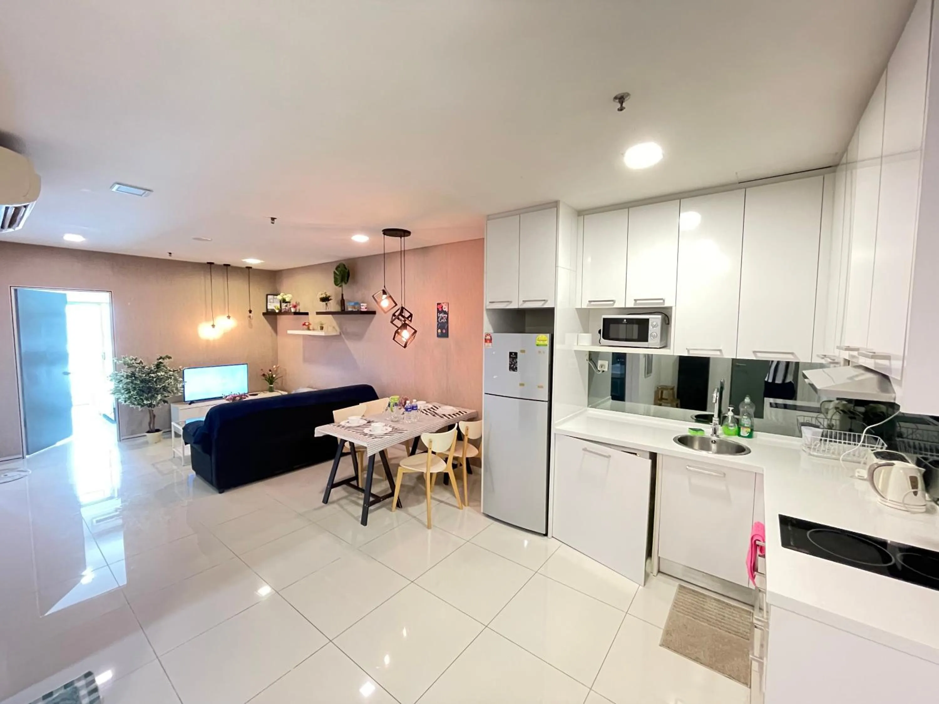 Kitchen or kitchenette in Mercu Summer Suite KLCC by Minshuku