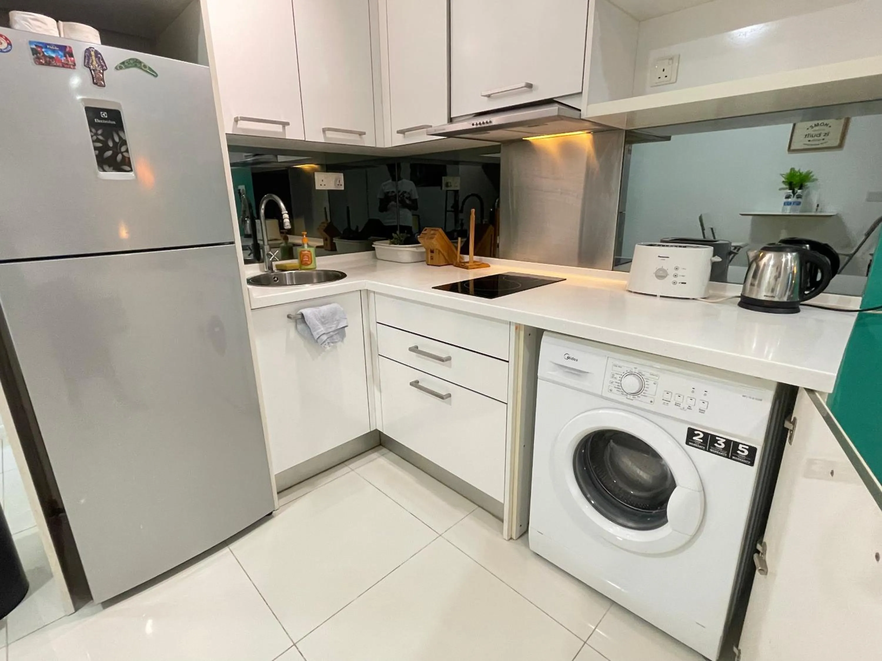 Kitchen or kitchenette in Mercu Summer Suite KLCC by Minshuku