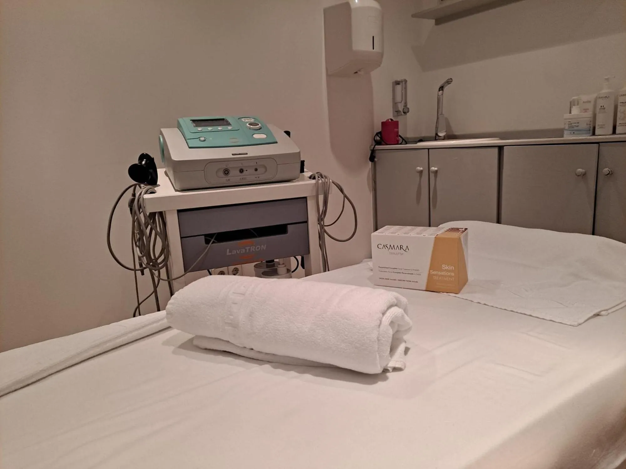 Massage, Bed in Aparthotel Monarque Sultán