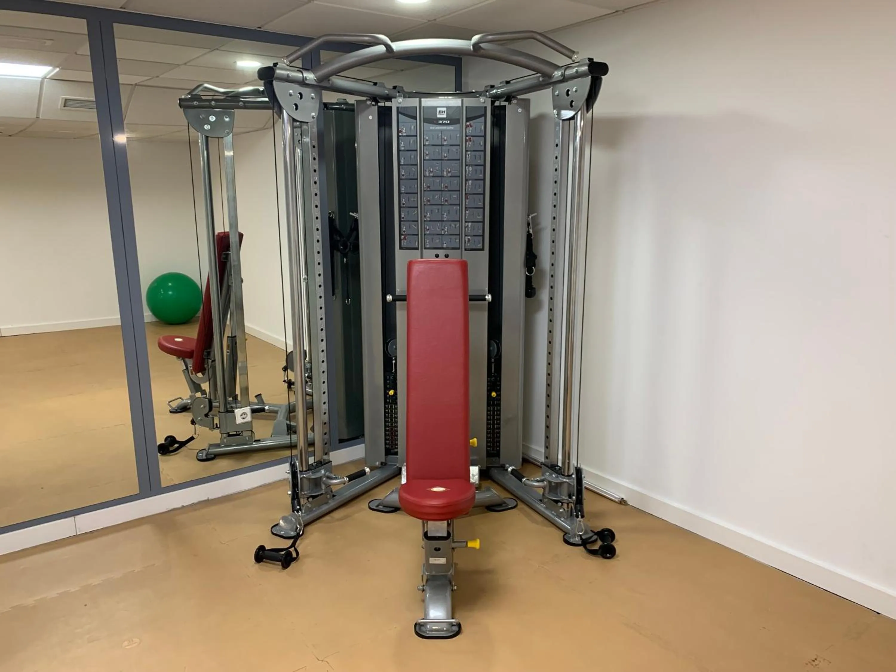 Fitness centre/facilities in Aparthotel Monarque Sultán