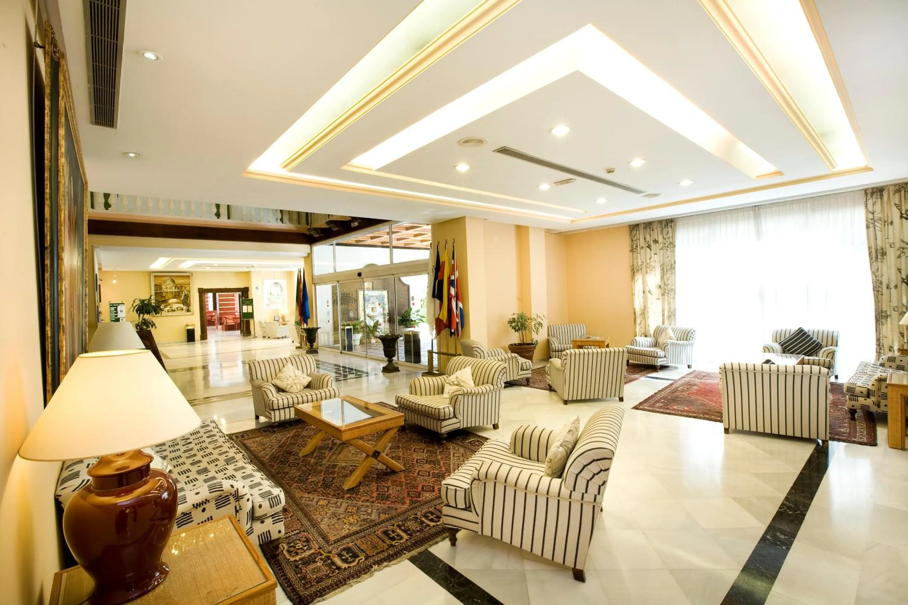 Lobby or reception in Aparthotel Monarque Sultán