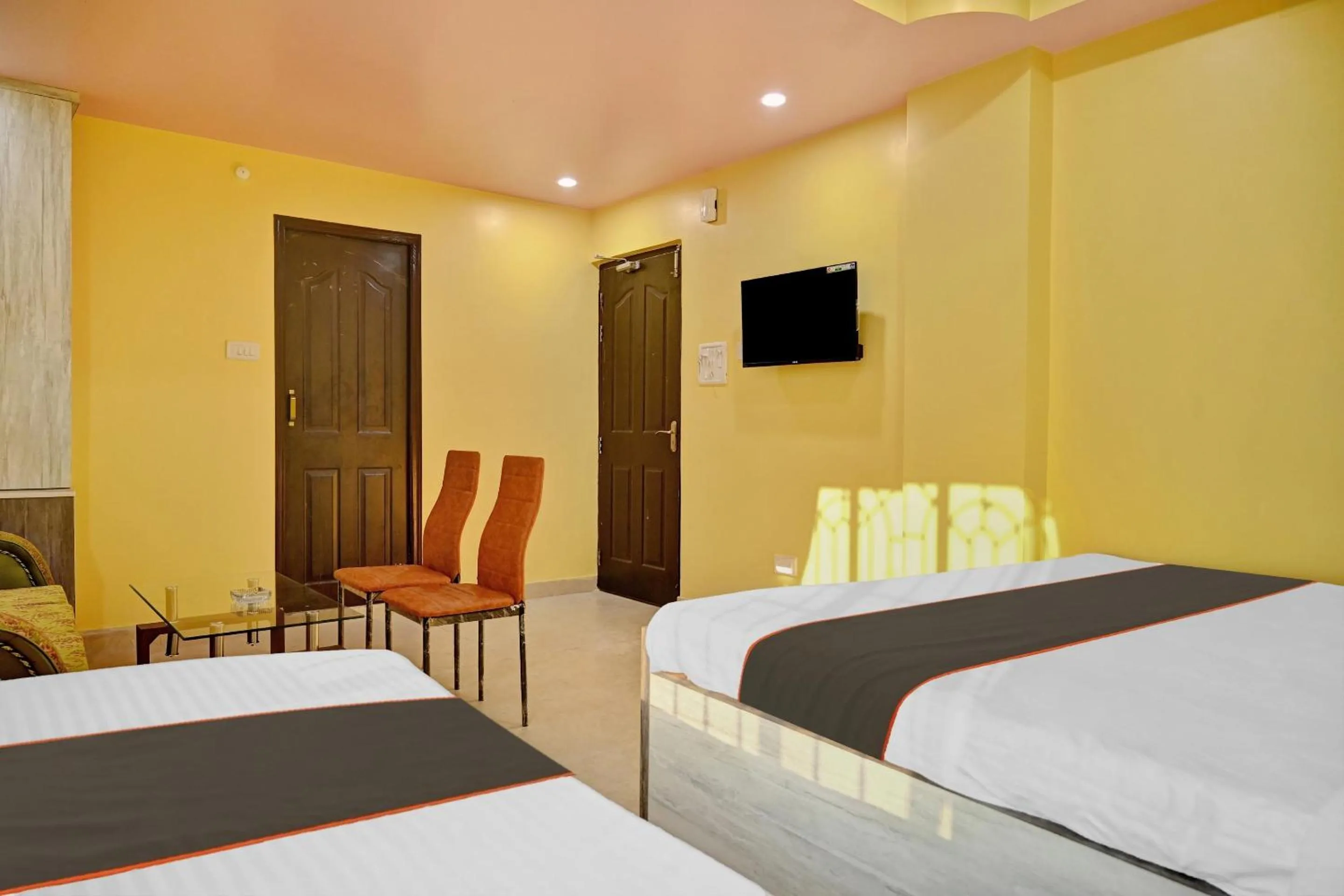 Bedroom, Bed in Hotel O Mahal