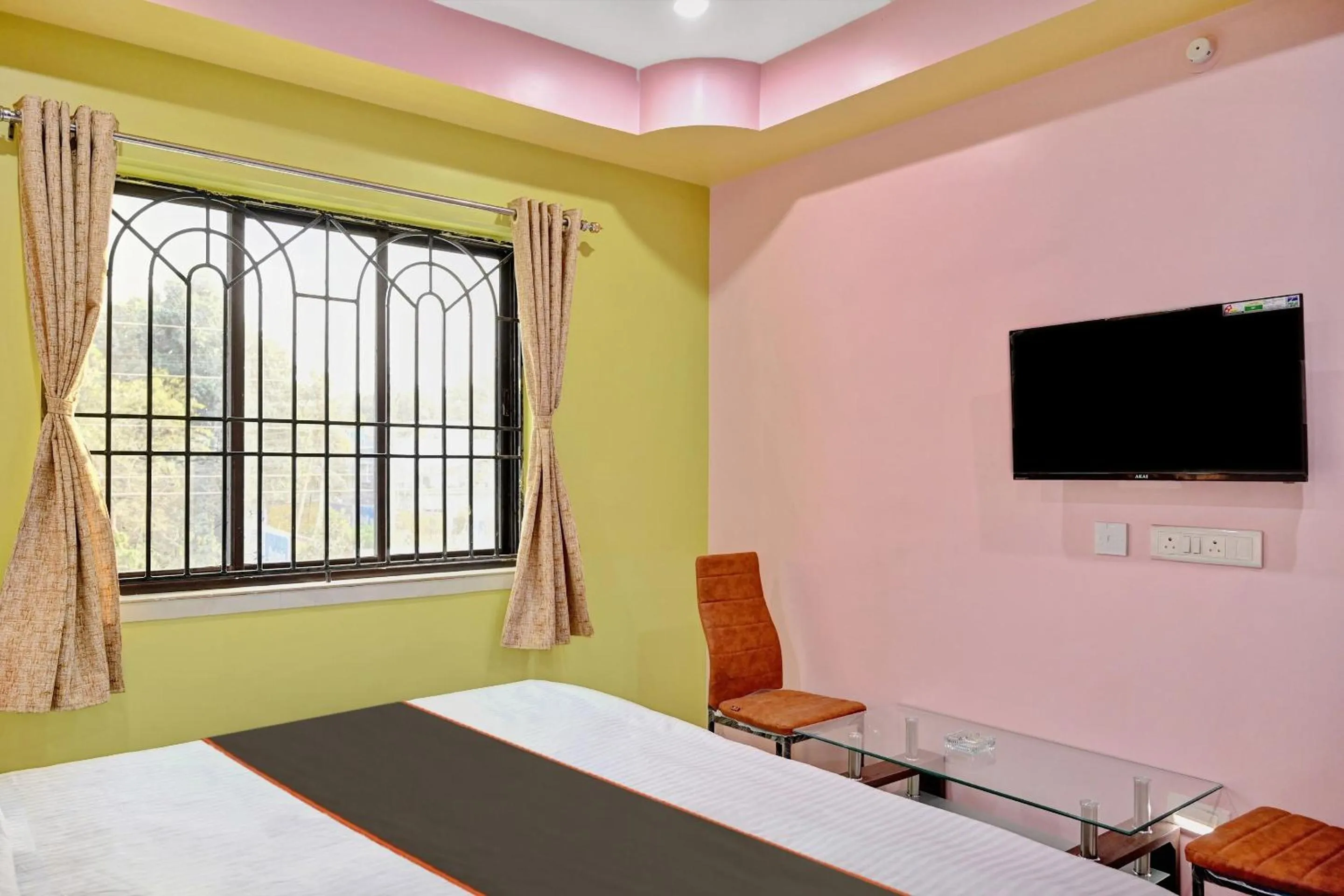 Bedroom, Bed in Hotel O Mahal