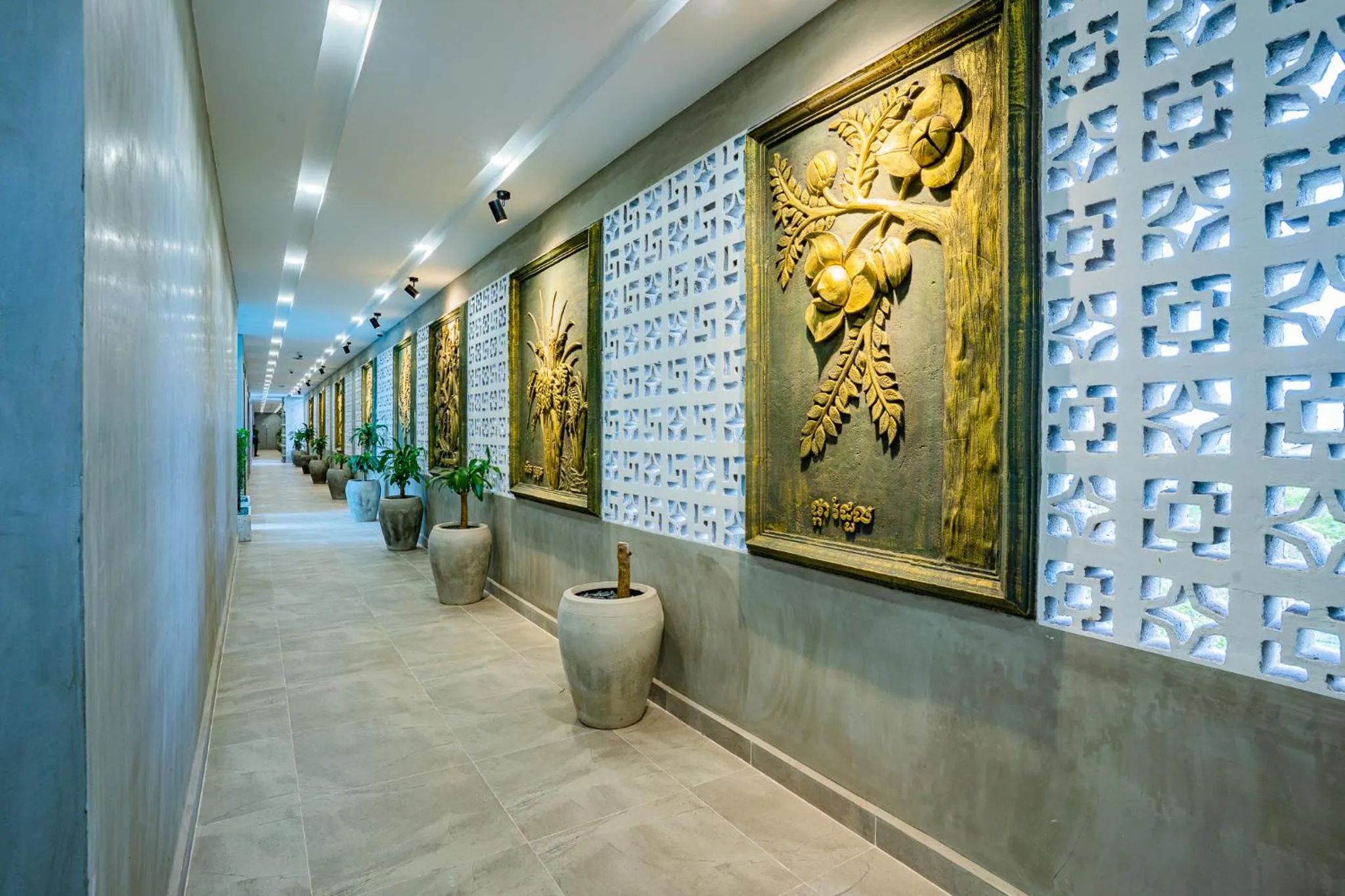 Decorative detail in Rainforest Hotel by NSUN