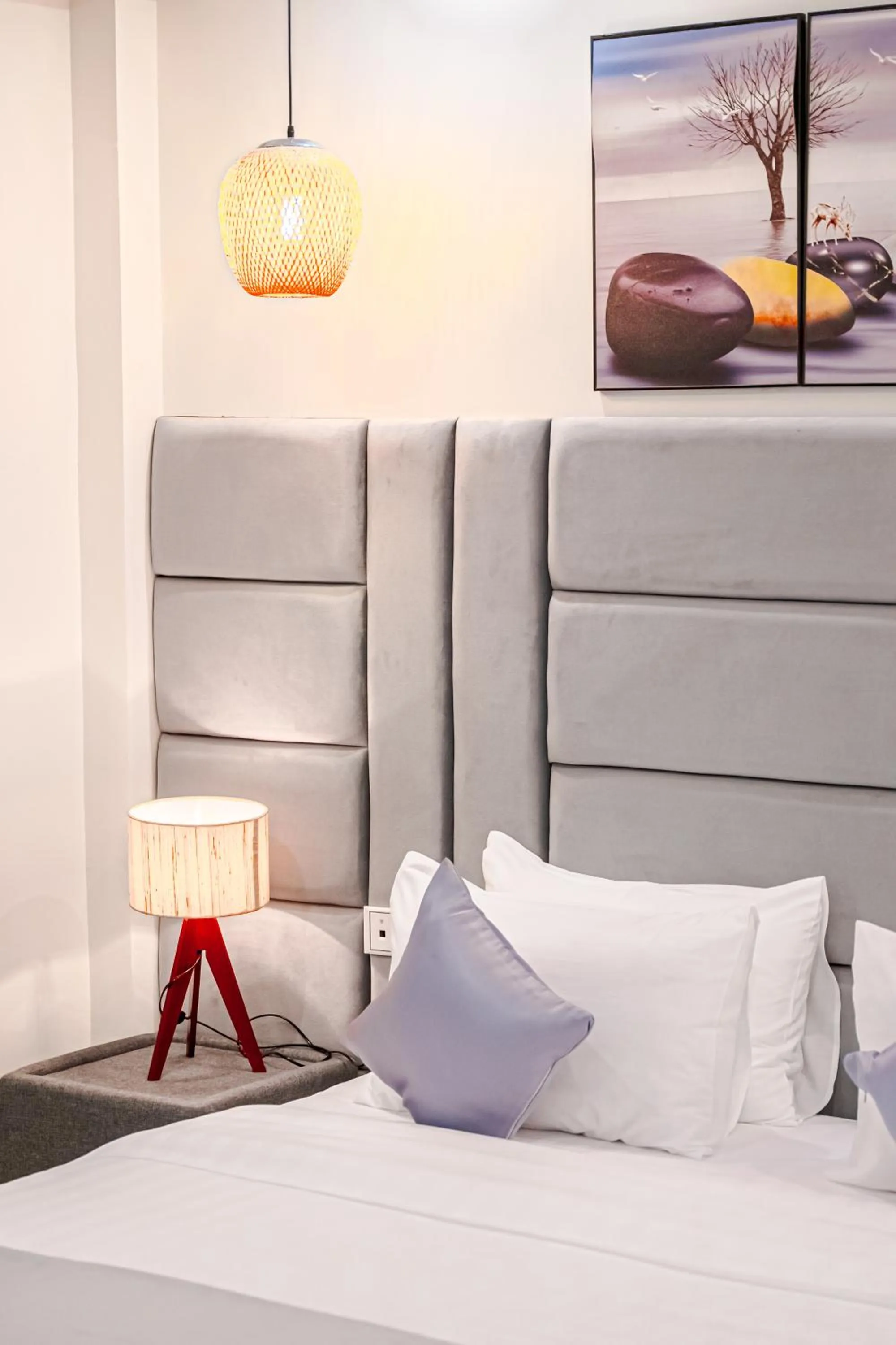 Bed in Rainforest Hotel by NSUN