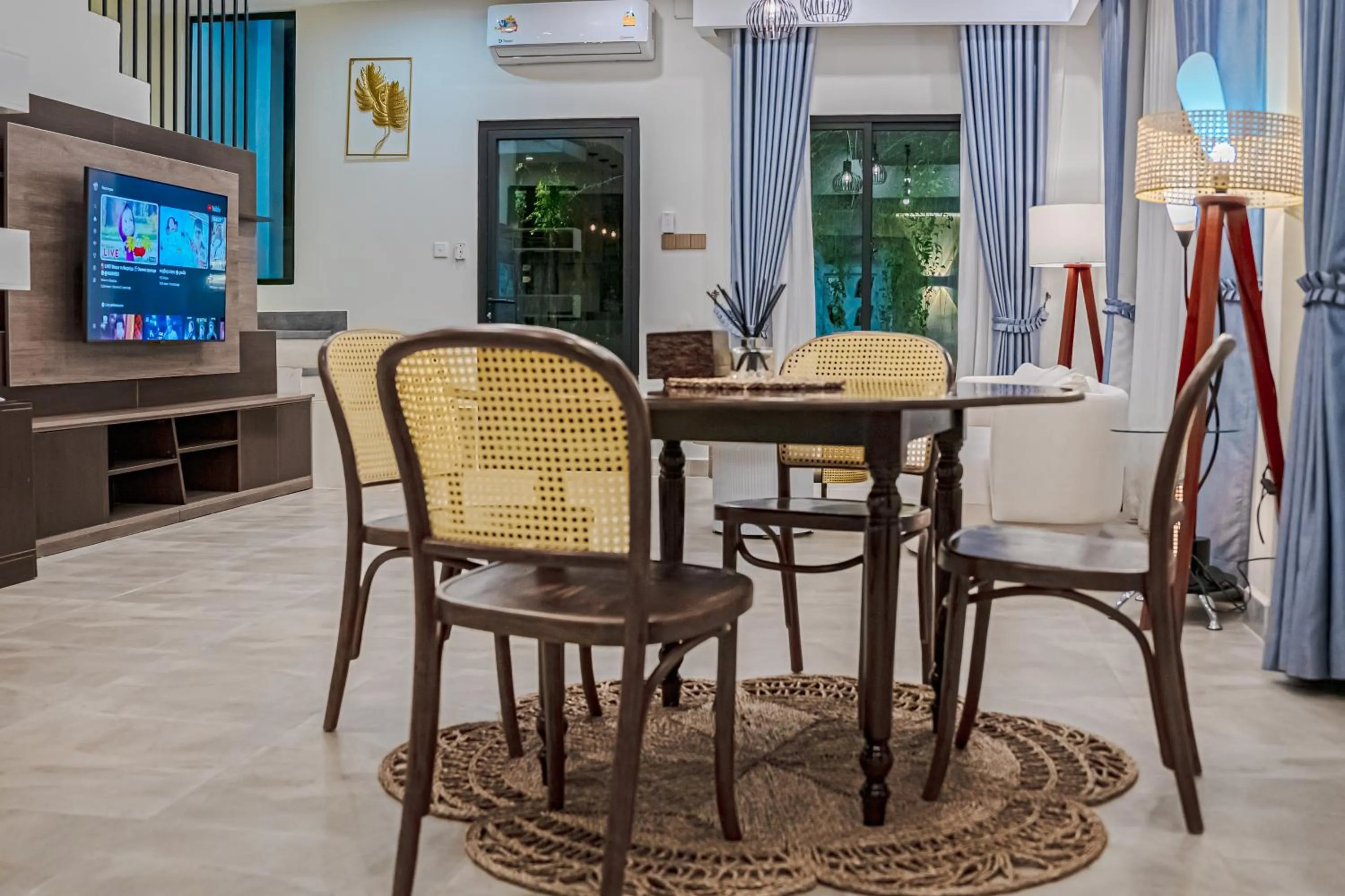 Dining area in Rainforest Hotel by NSUN