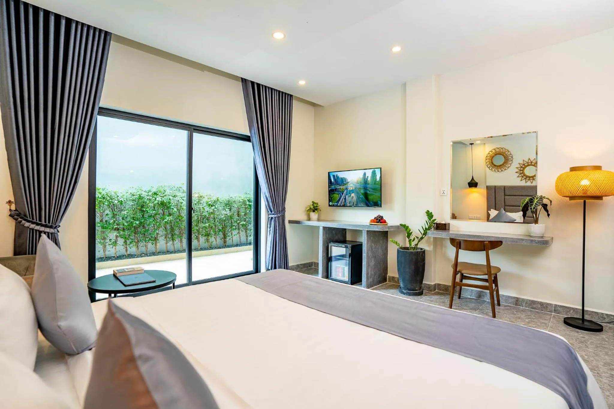 Bedroom, Bed in Rainforest Hotel by NSUN