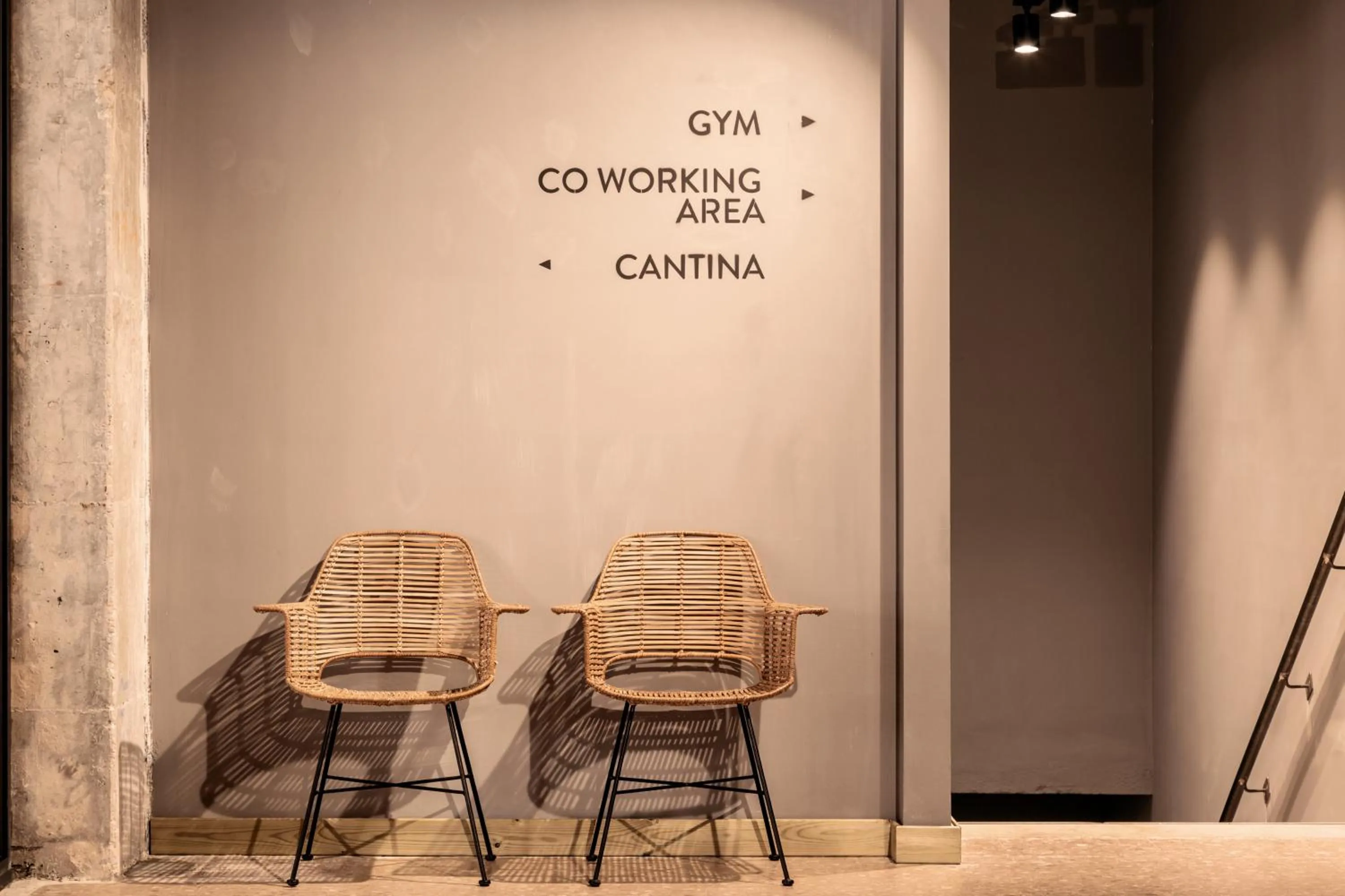 Seating area in Caramelo Palma Beach