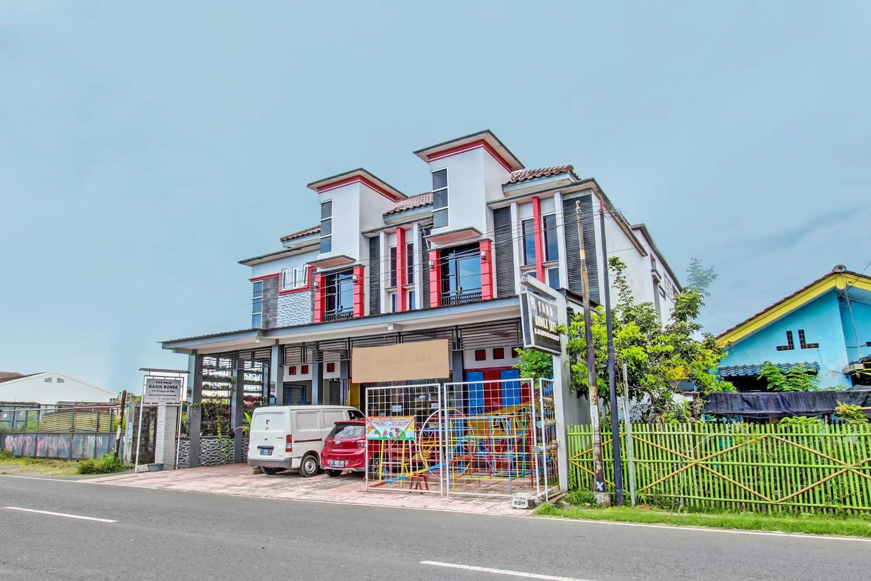 Facade/entrance in Hotel O Amole Homestay Syariah
