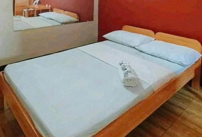 Bed in RedDoorz @ Sundance Mountain Resort Tampilisan