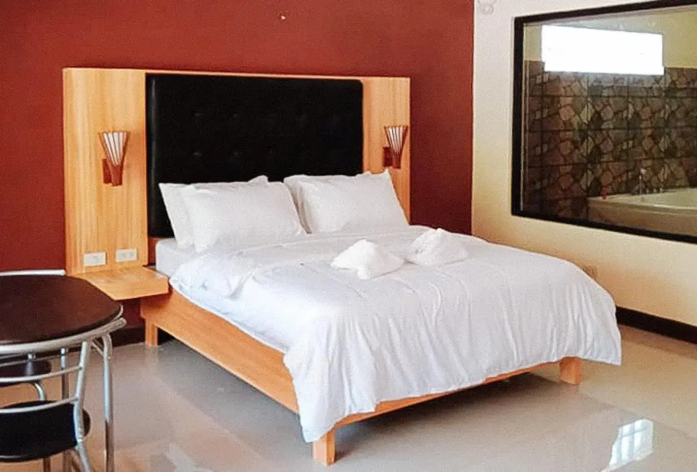 Executive Suite in RedDoorz @ Sundance Mountain Resort Tampilisan Executive Suite in RedDoorz @ Sundance Mountain Resort Tampilisan