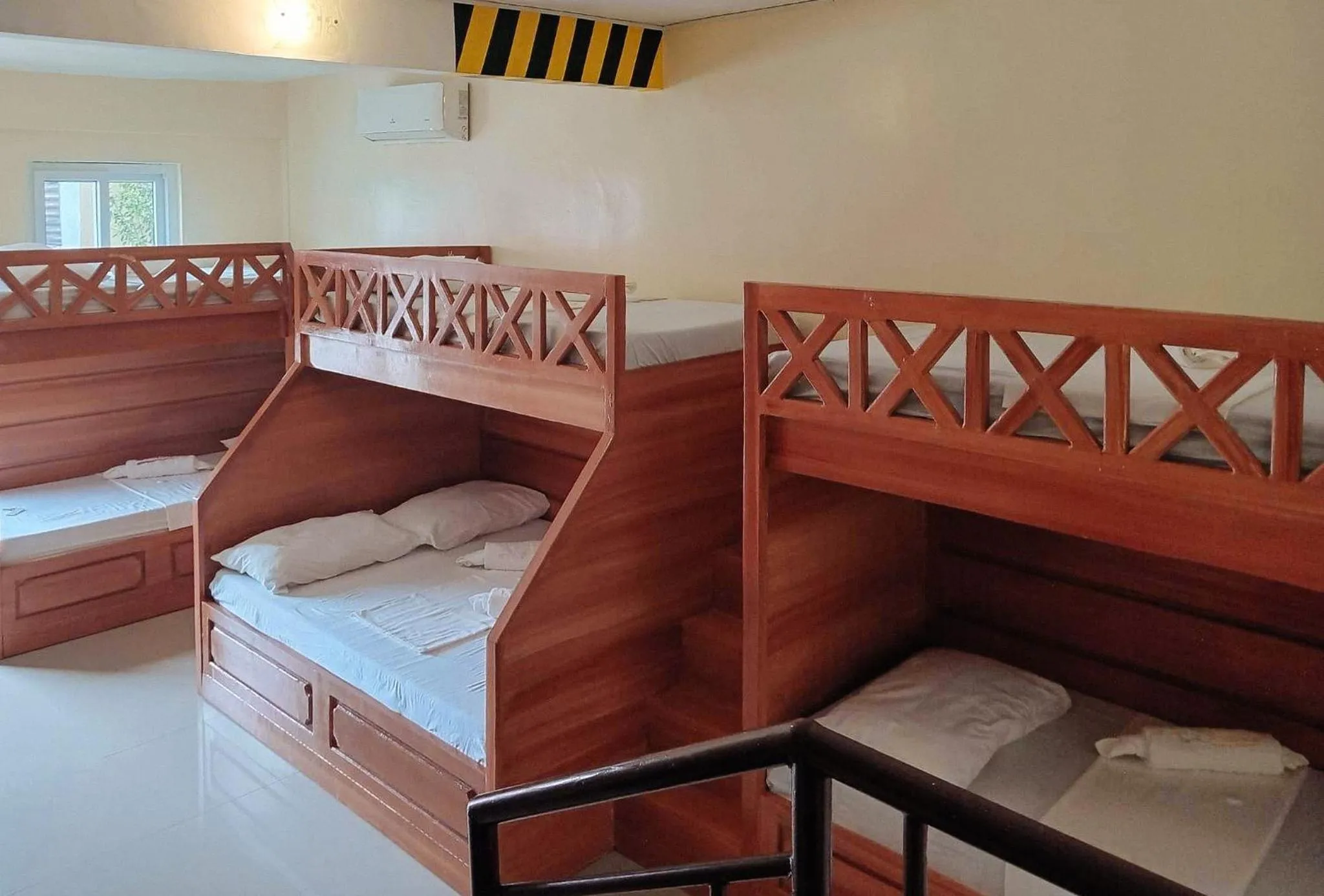 Bed in RedDoorz @ Sundance Mountain Resort Tampilisan